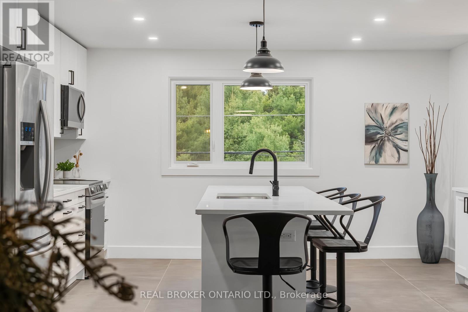 Photo 29 of 833 Beavertail Road, Ottawa ON