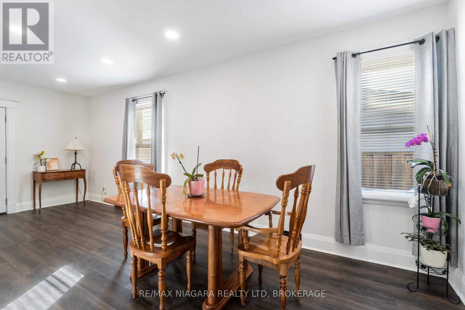 Photo 16 of 22 Bertram Street, St Catharines ON