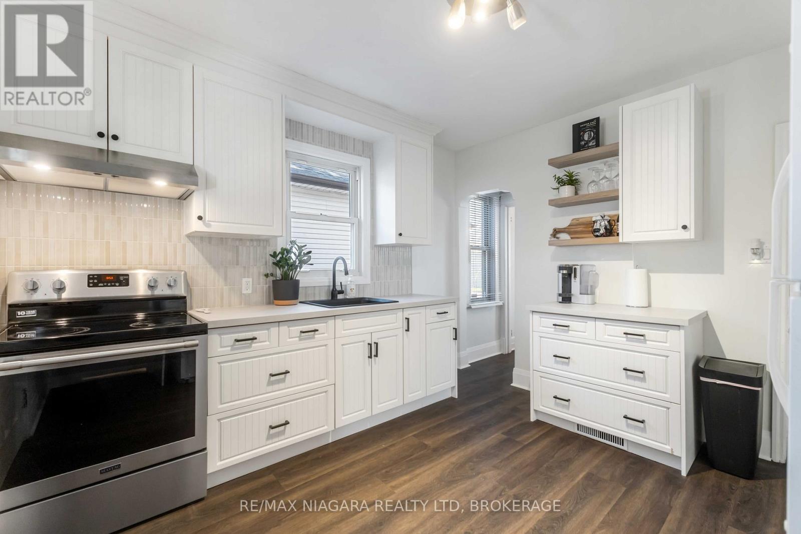 Photo 20 of 22 Bertram Street, St Catharines ON