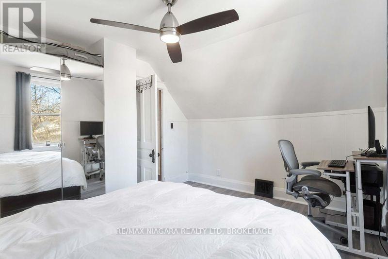 Photo 30 of 22 Bertram Street, St Catharines ON