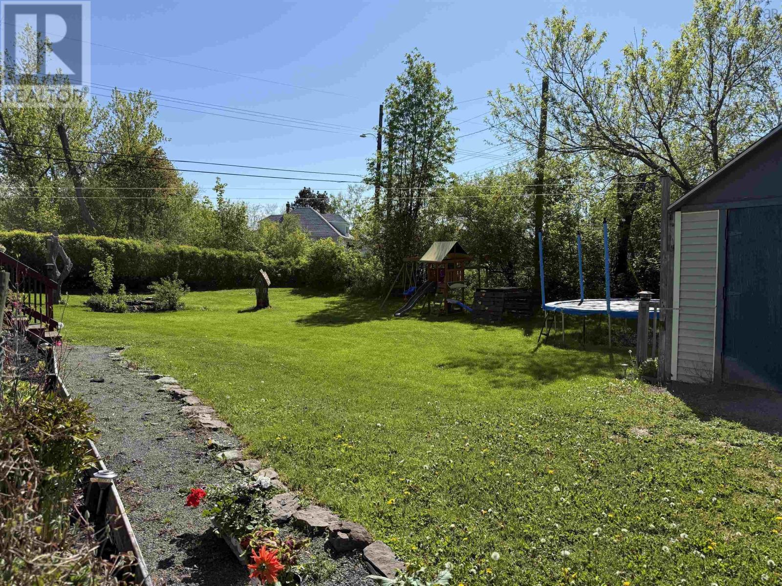 Photo 4 of 2112 North Street, Westville NS