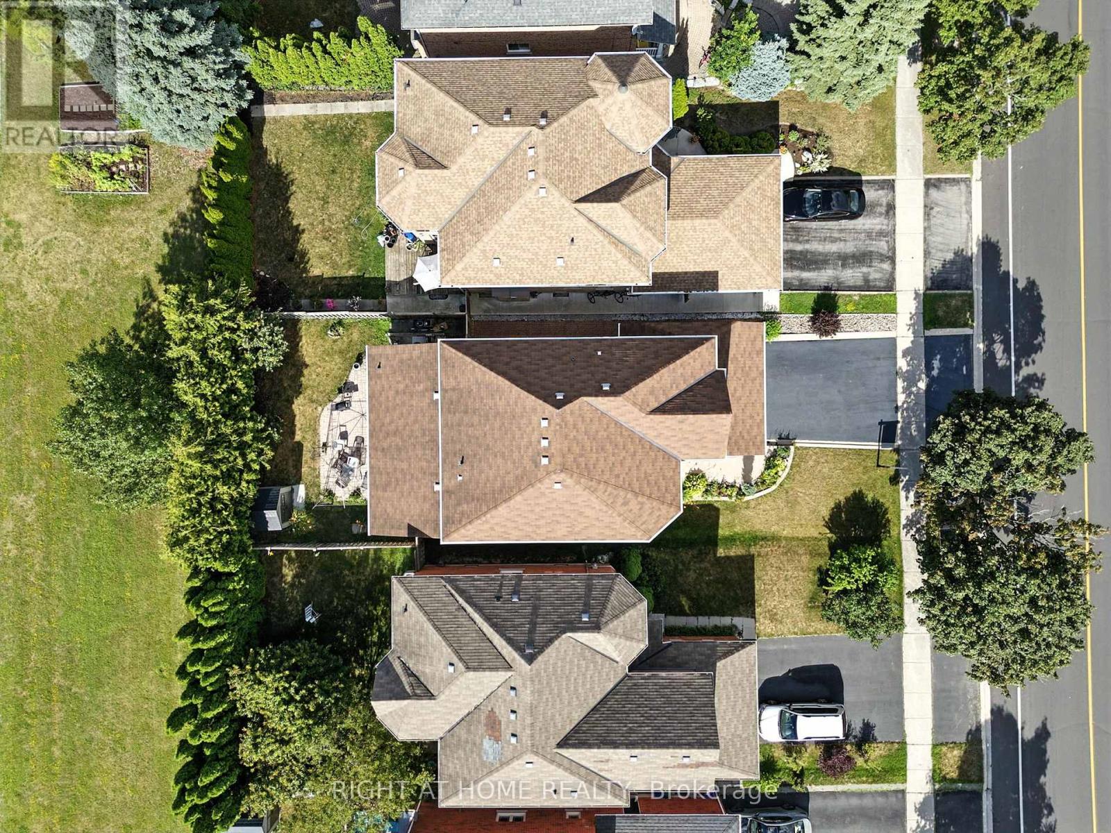 Photo 10 of 91 Havelock Gate, Markham ON