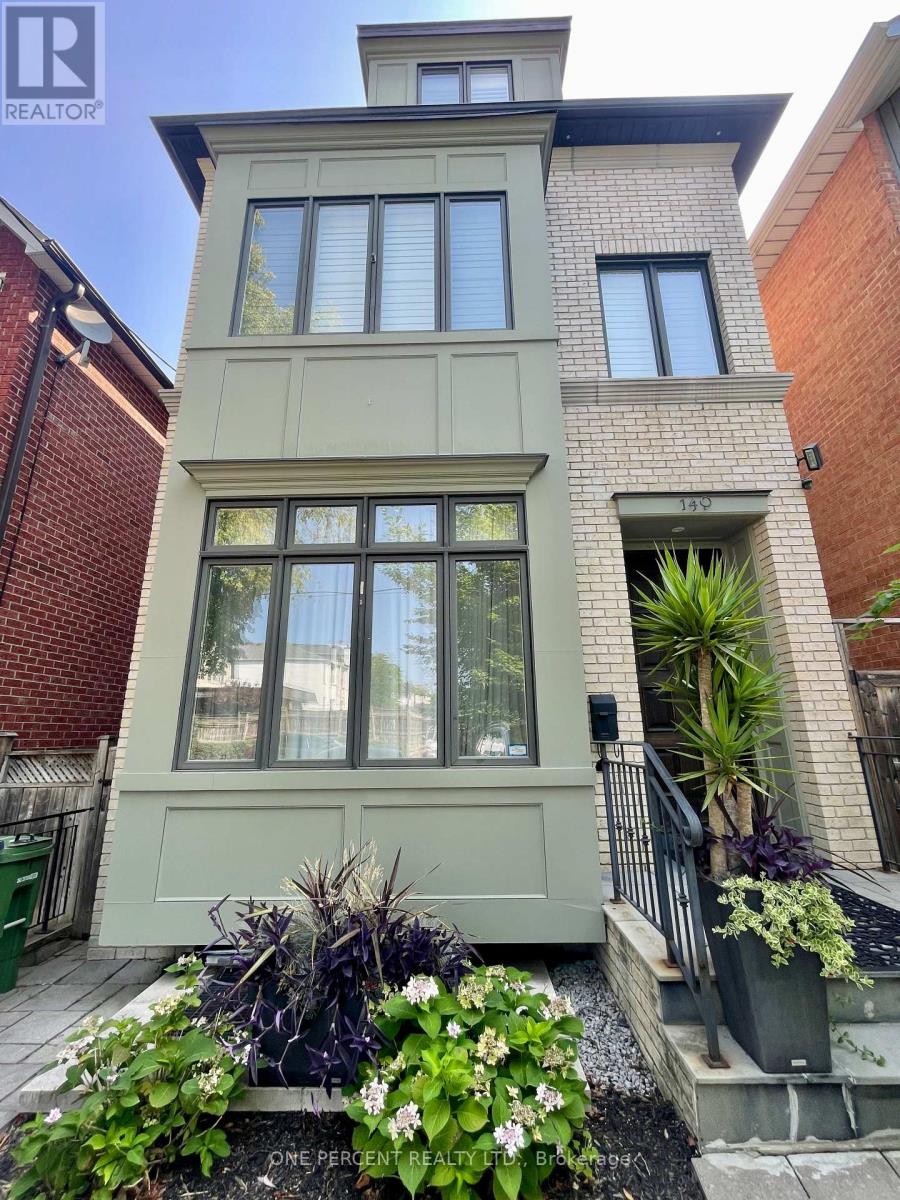 Photo 40 of 149 Ronan Avenue, Toronto ON