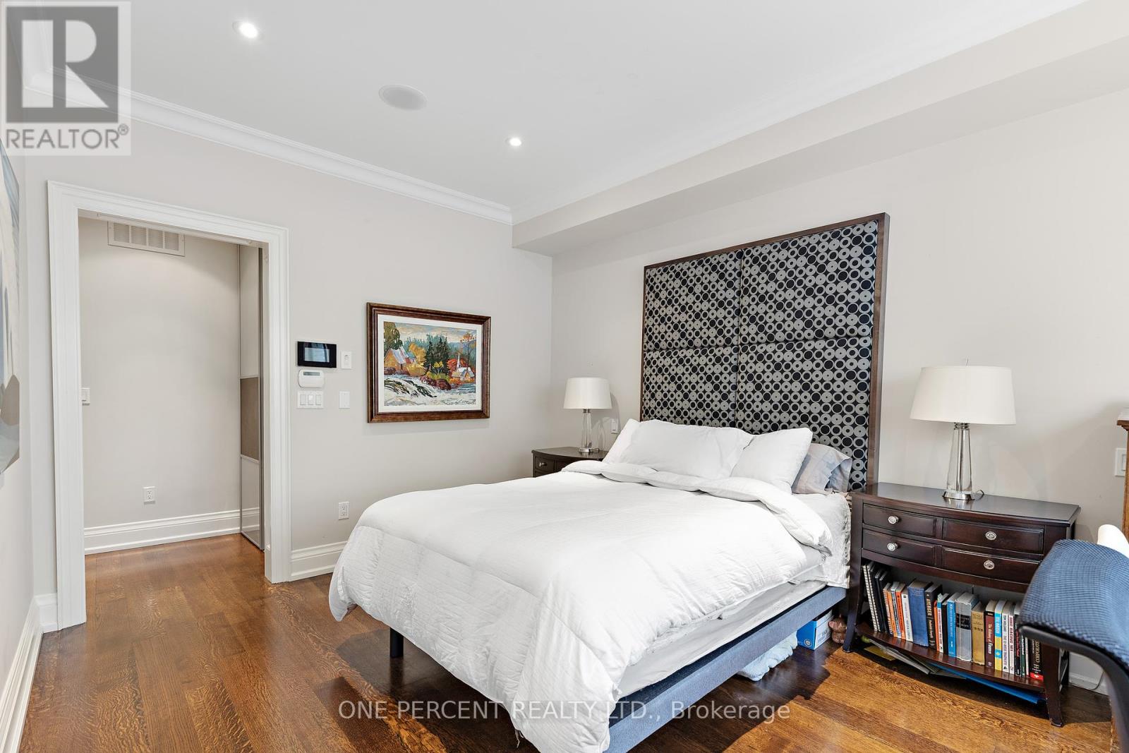 Photo 30 of 149 Ronan Avenue, Toronto ON