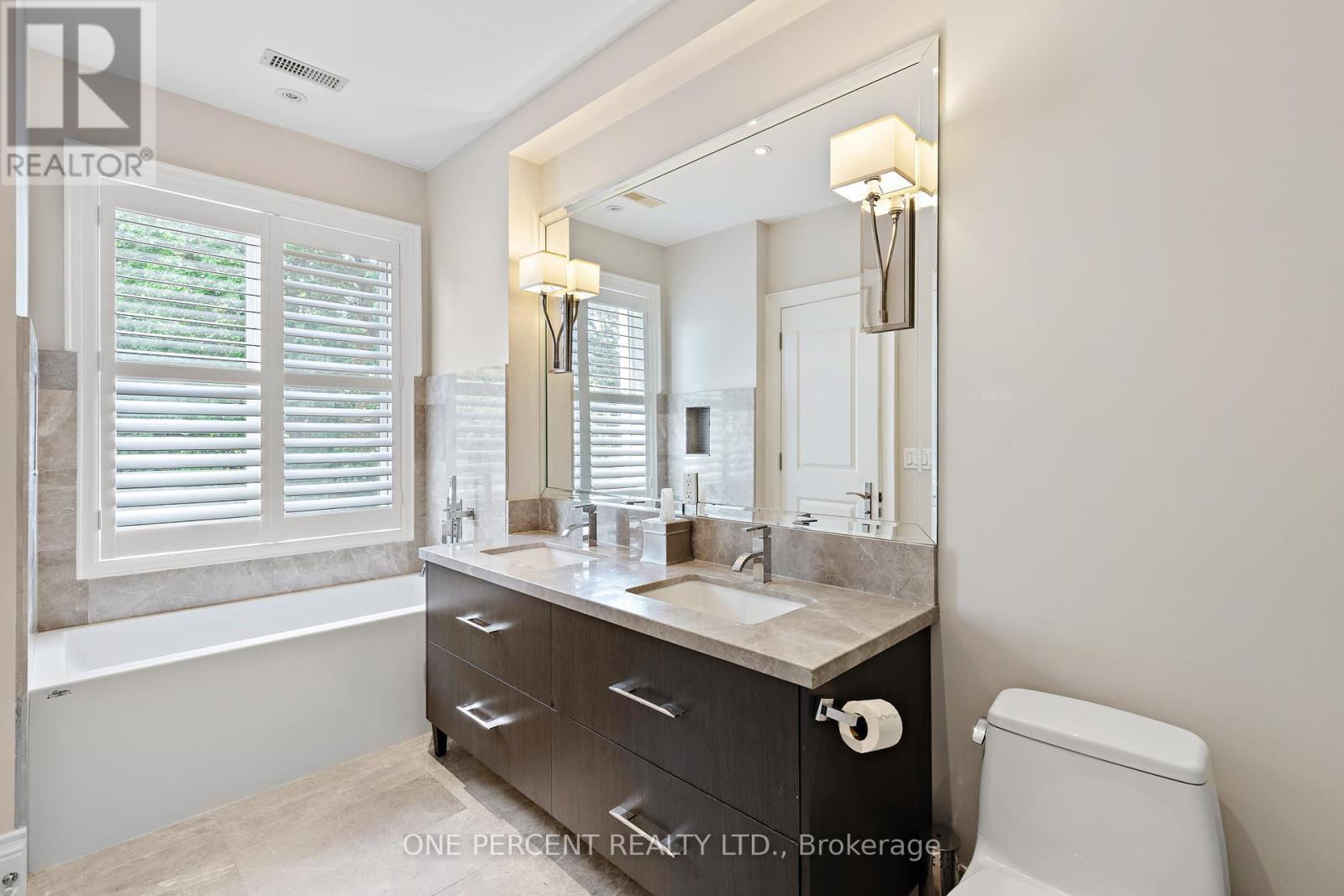 Photo 3 of 149 Ronan Avenue, Toronto ON