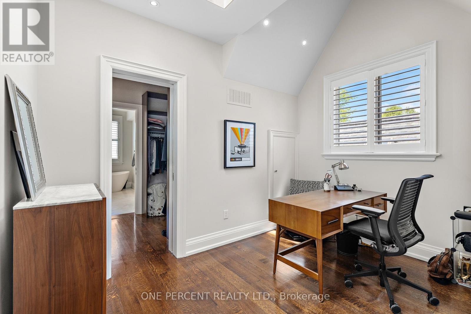 Photo 15 of 149 Ronan Avenue, Toronto ON