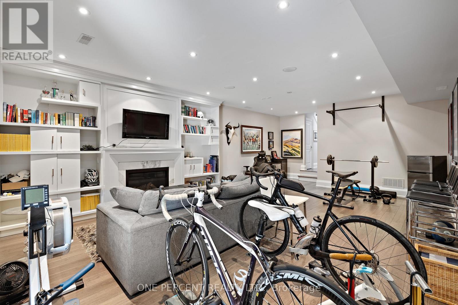 Photo 13 of 149 Ronan Avenue, Toronto ON