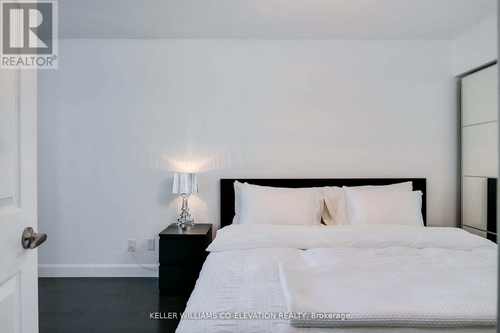 Photo 26 of 1506 40 Scollard Street S, Toronto ON