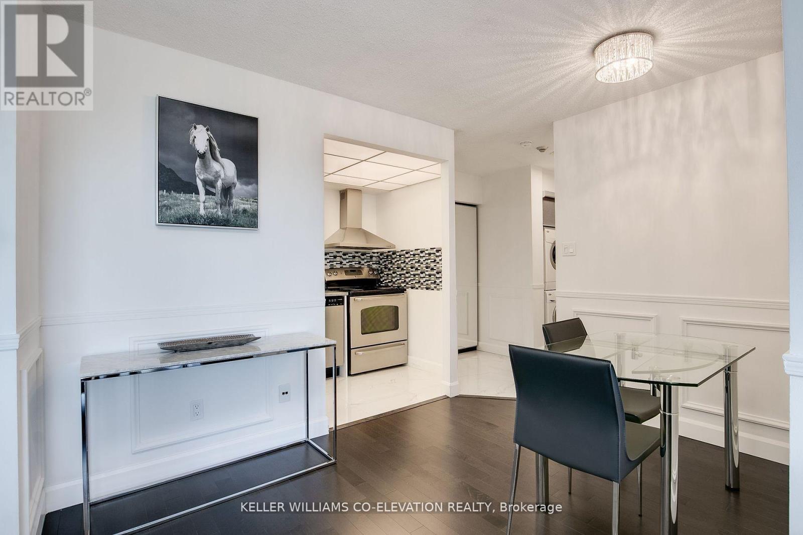 Photo 17 of 1506 40 Scollard Street S, Toronto ON