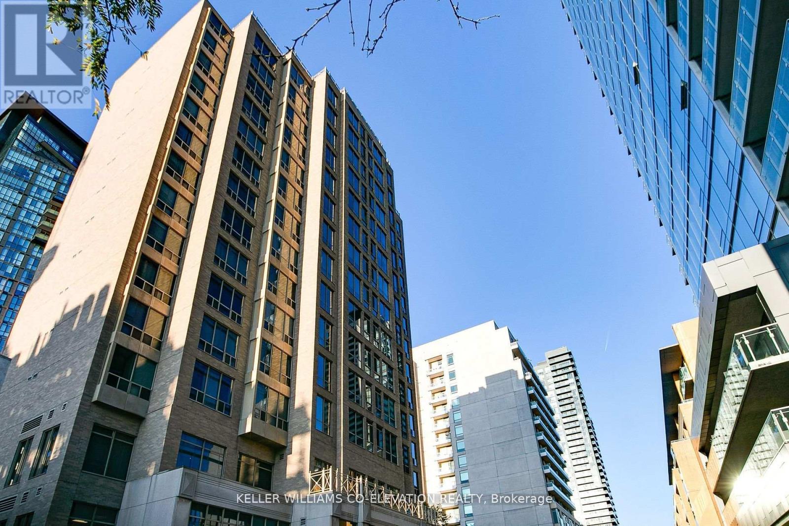 Photo 25 of 1506 40 Scollard Street S, Toronto ON