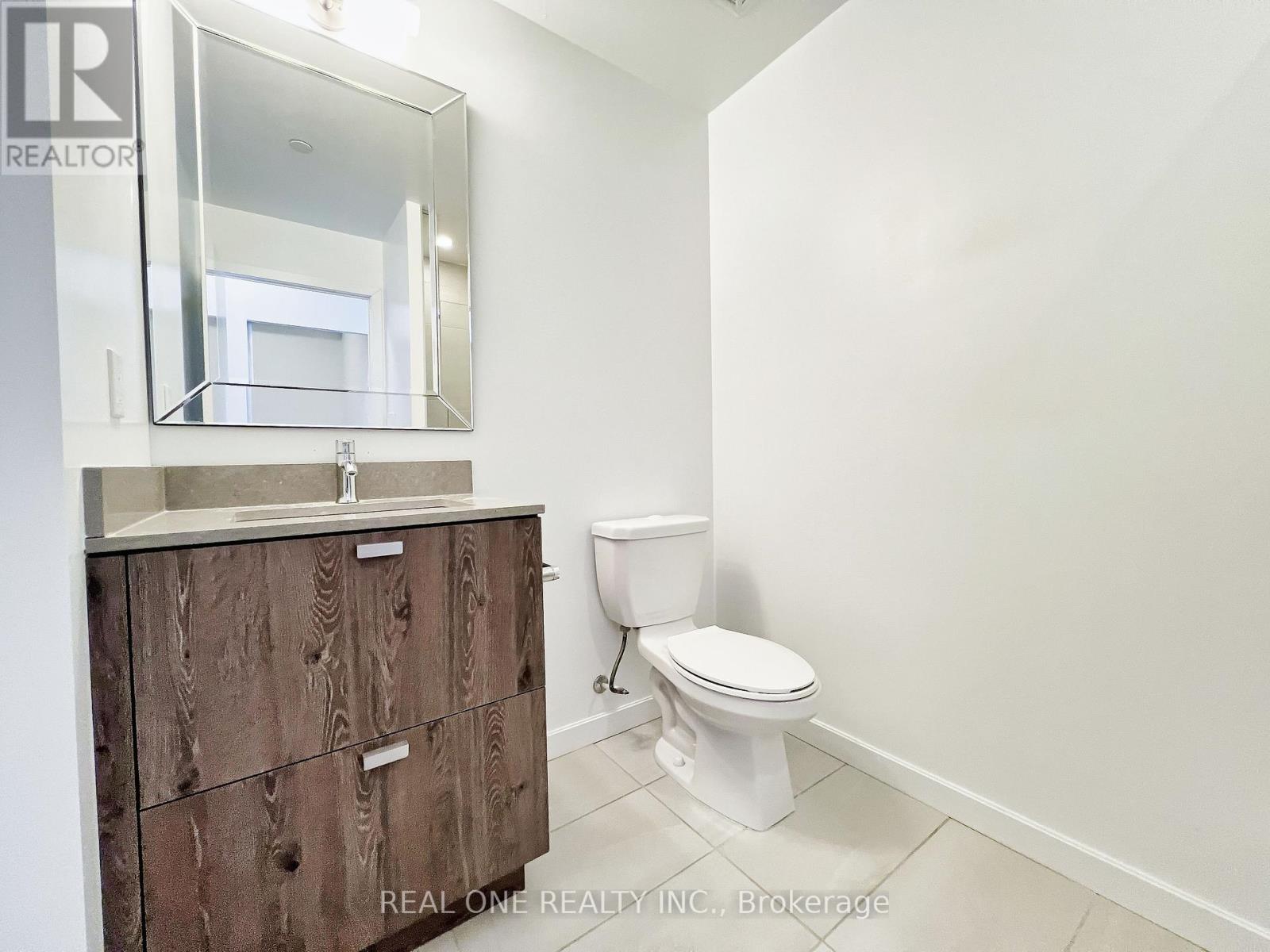 Photo 7 of 2705 56 Forest Manor Road, Toronto ON