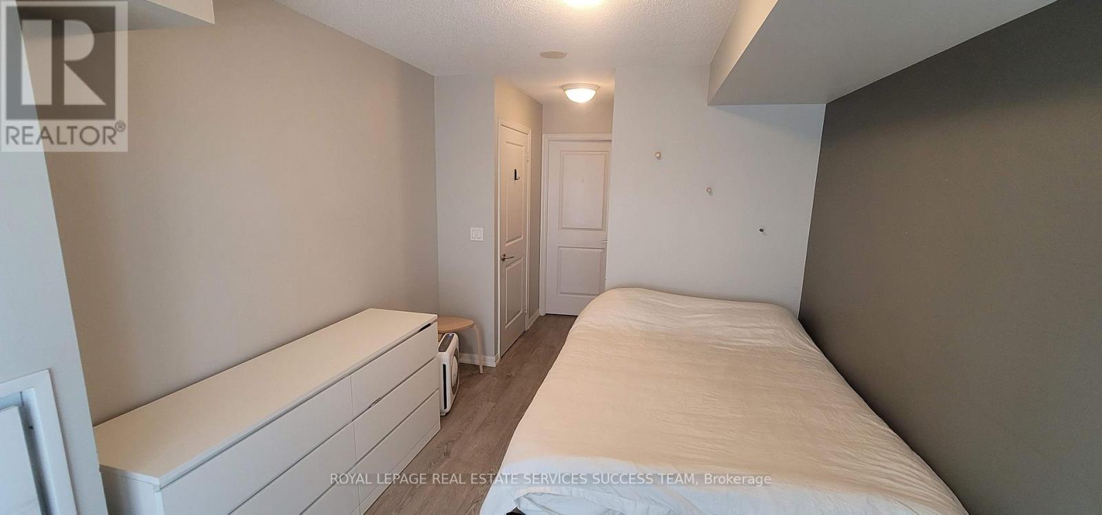 Photo 6 of 718 65 East Liberty Street, Toronto ON
