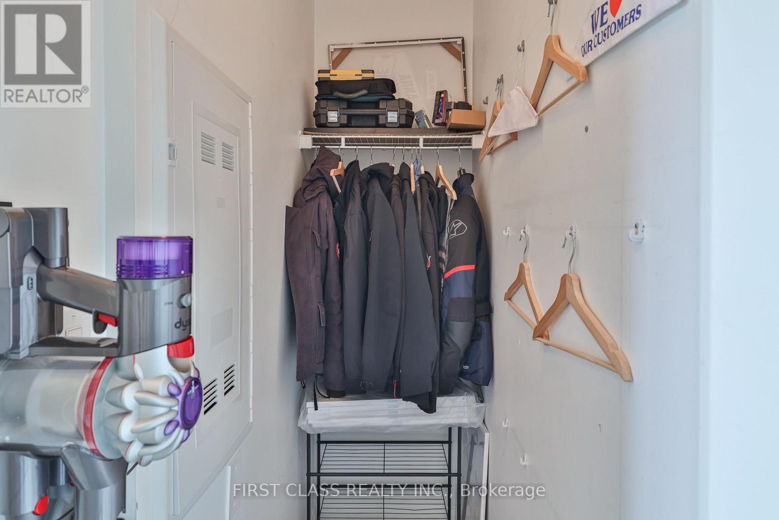 Photo 27 of 1004 11 Bogert Avenue, Toronto ON