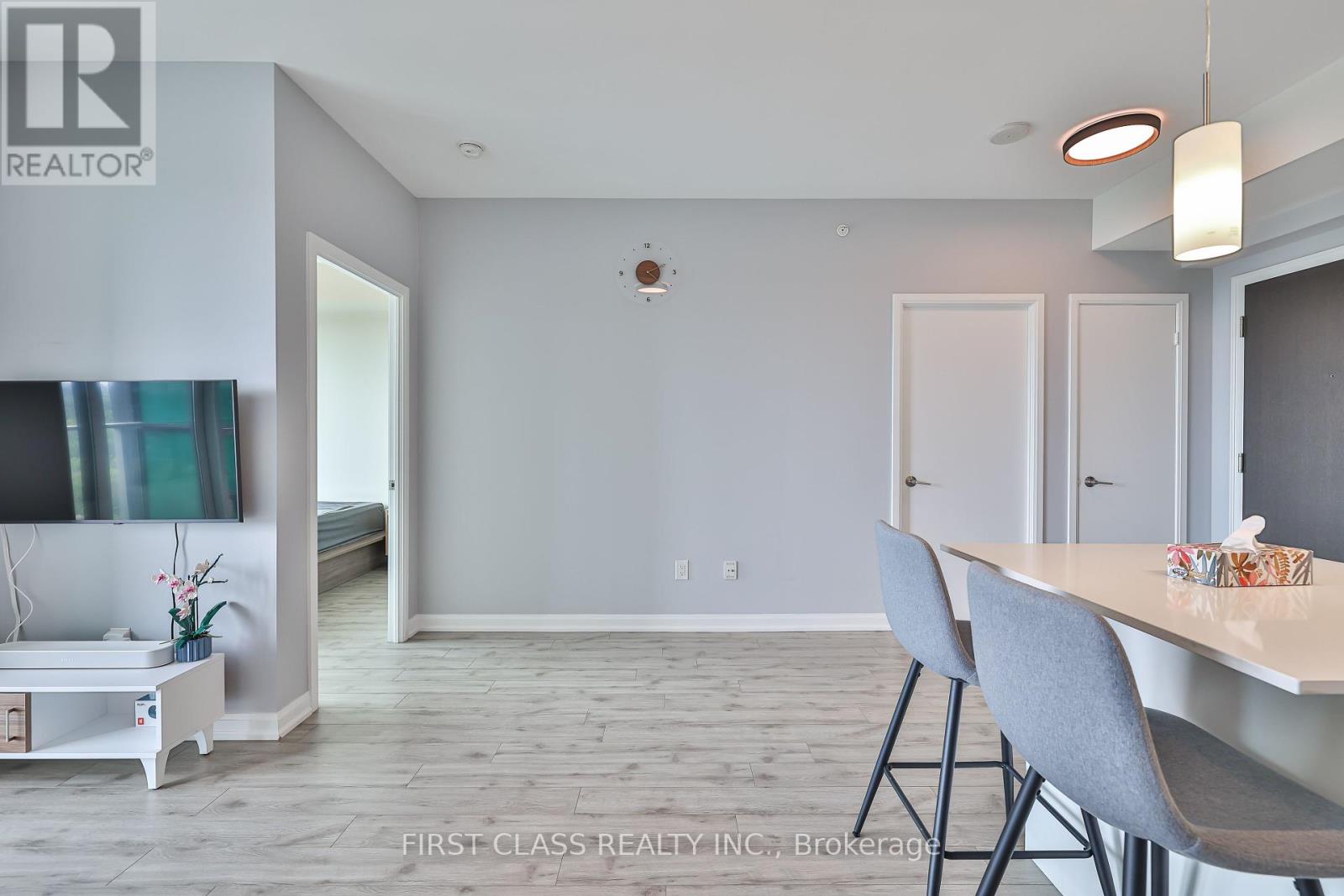 Photo 10 of 1004 11 Bogert Avenue, Toronto ON