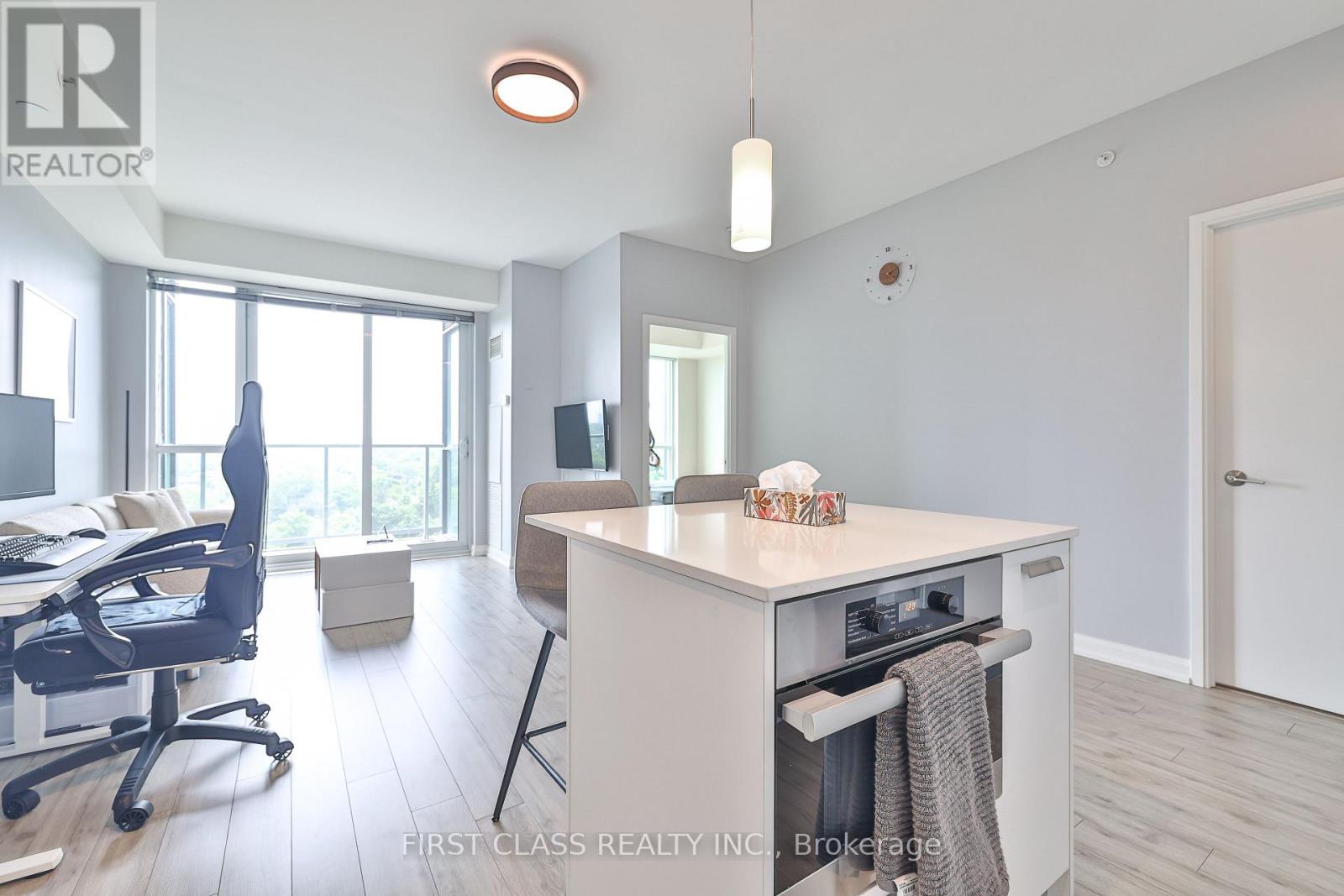 Photo 18 of 1004 11 Bogert Avenue, Toronto ON