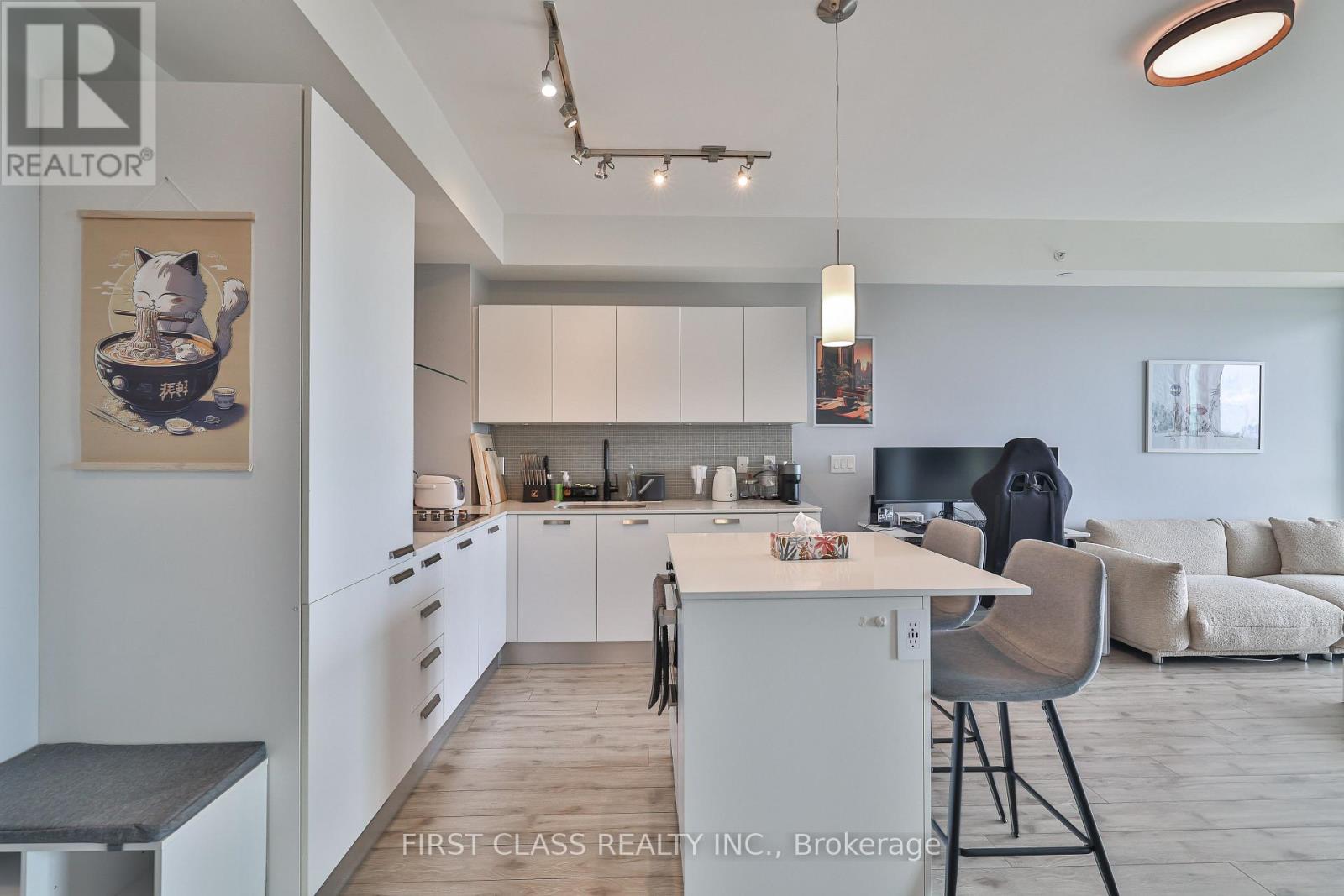 Photo 7 of 1004 11 Bogert Avenue, Toronto ON