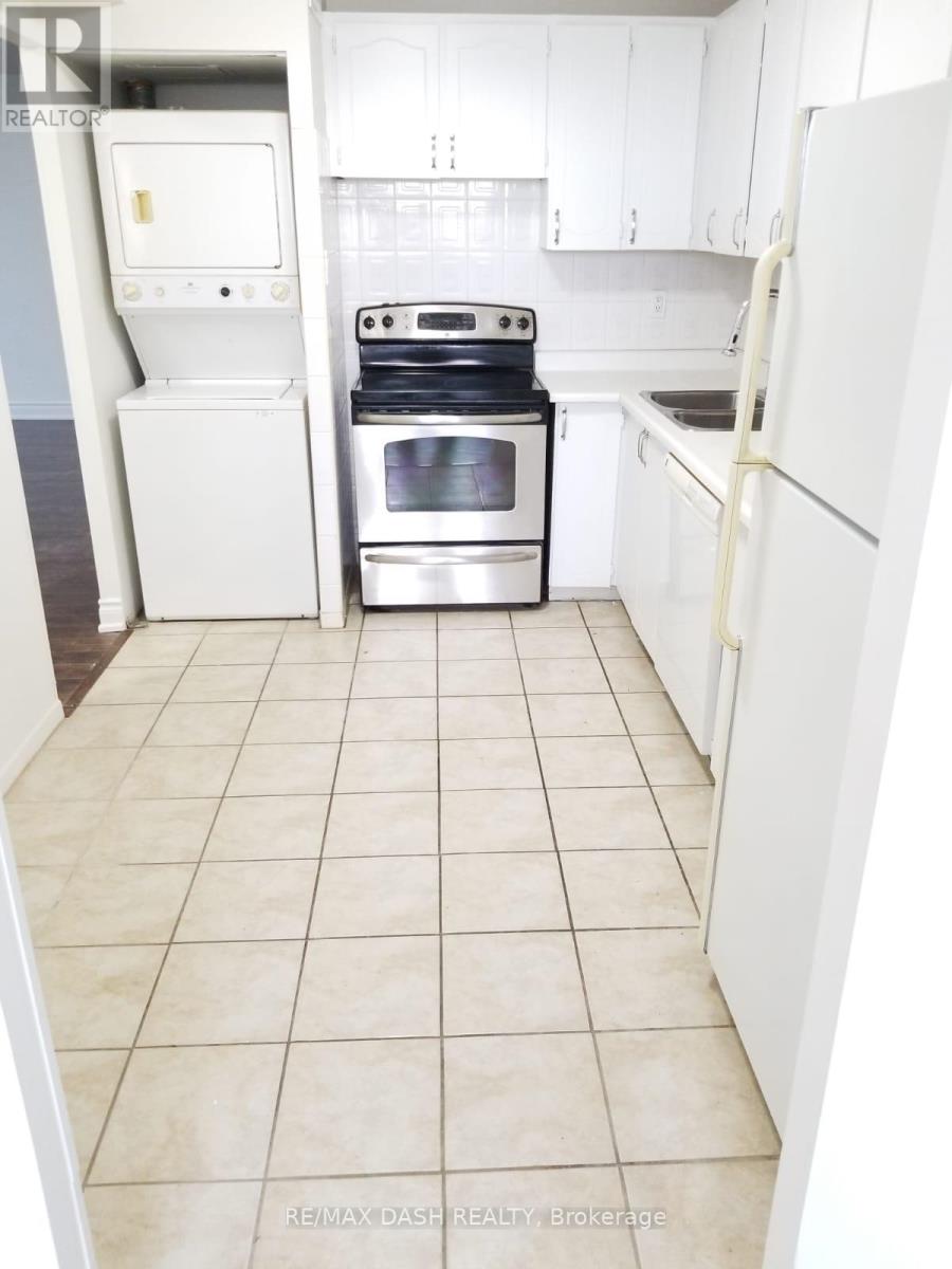 Photo 12 of 2608 10 Tangreen Court, Toronto ON