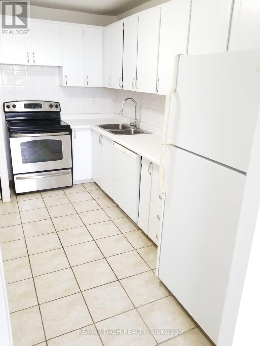 Photo 10 of 2608 10 Tangreen Court, Toronto ON