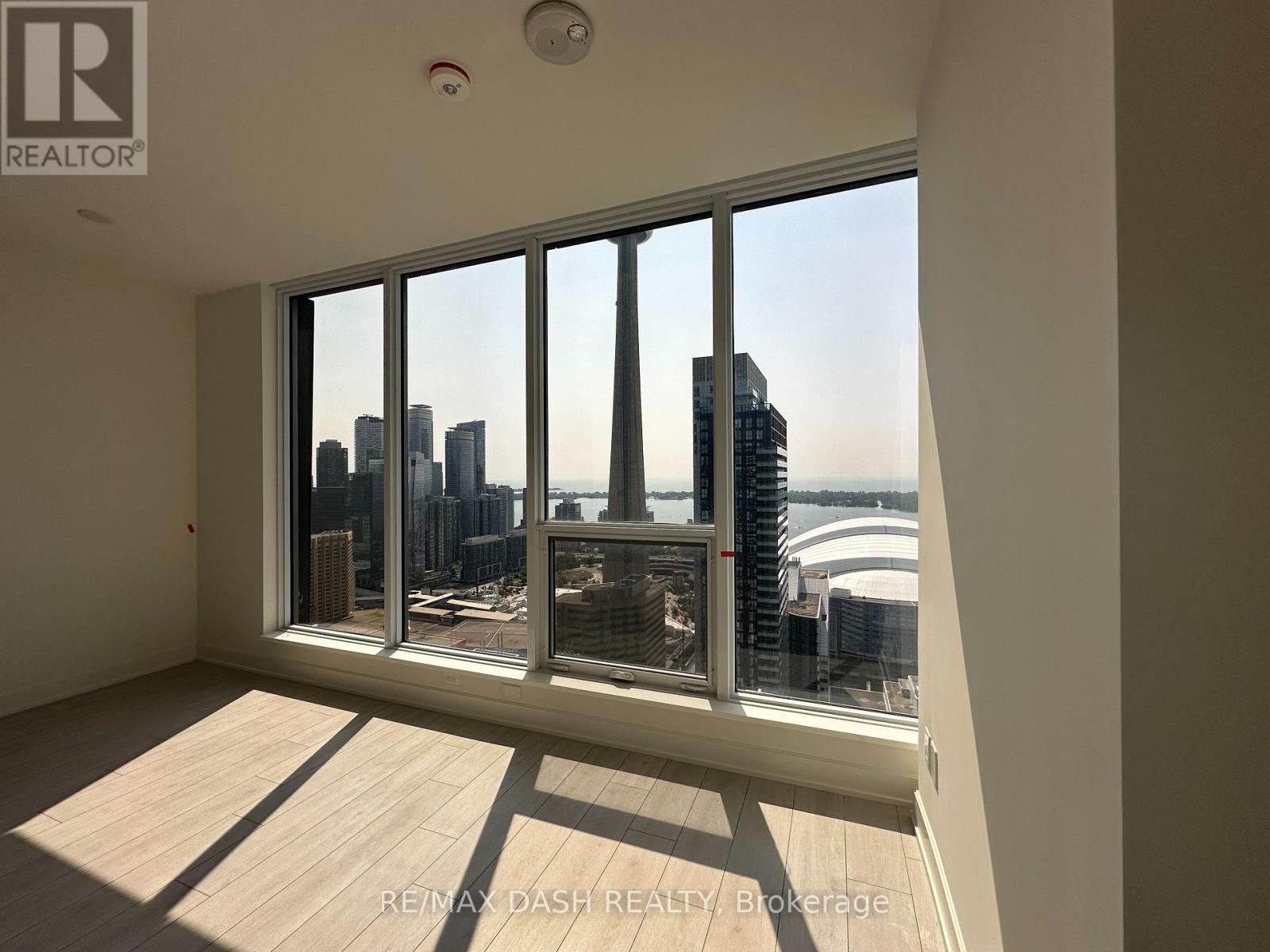 Photo 5 of 3701 15 Mercer Street, Toronto ON