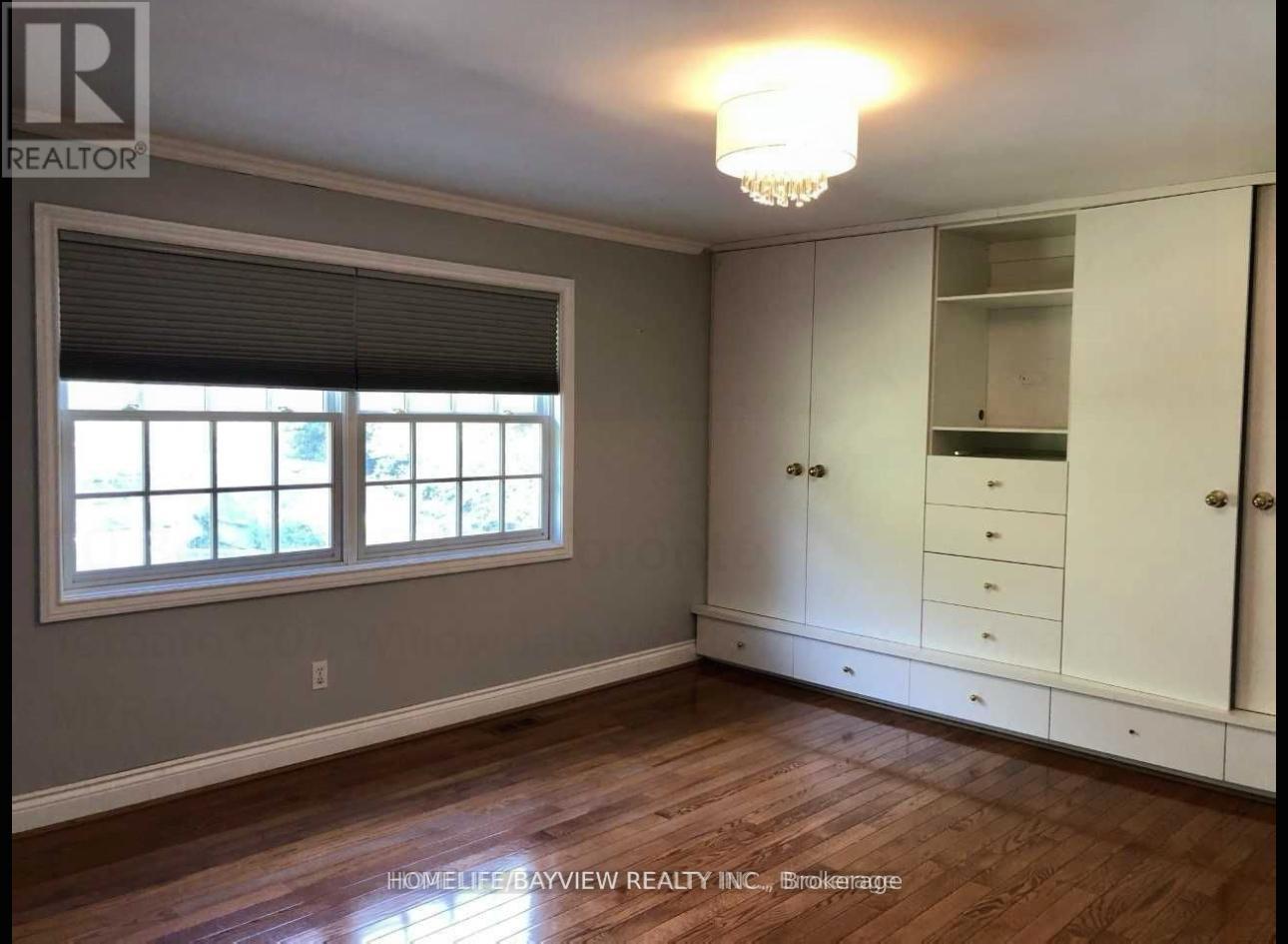 Photo 13 of 70 Bevdale Road N, Toronto ON