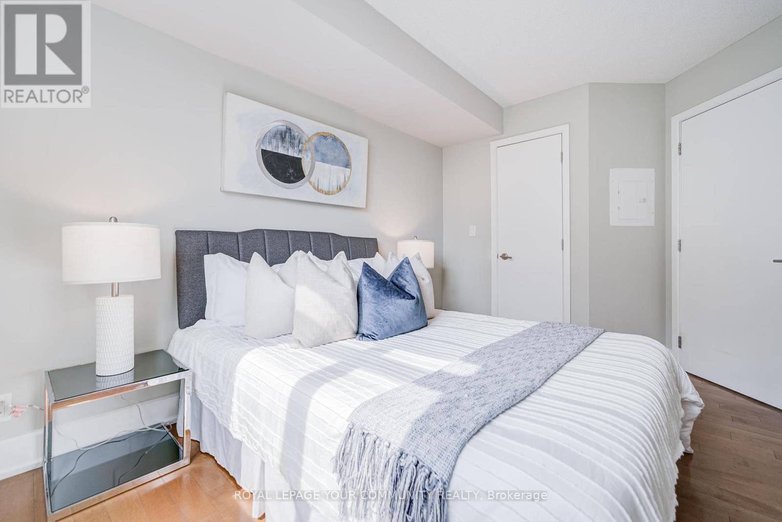 Photo 14 of 308 676 Sheppard Avenue E, Toronto ON