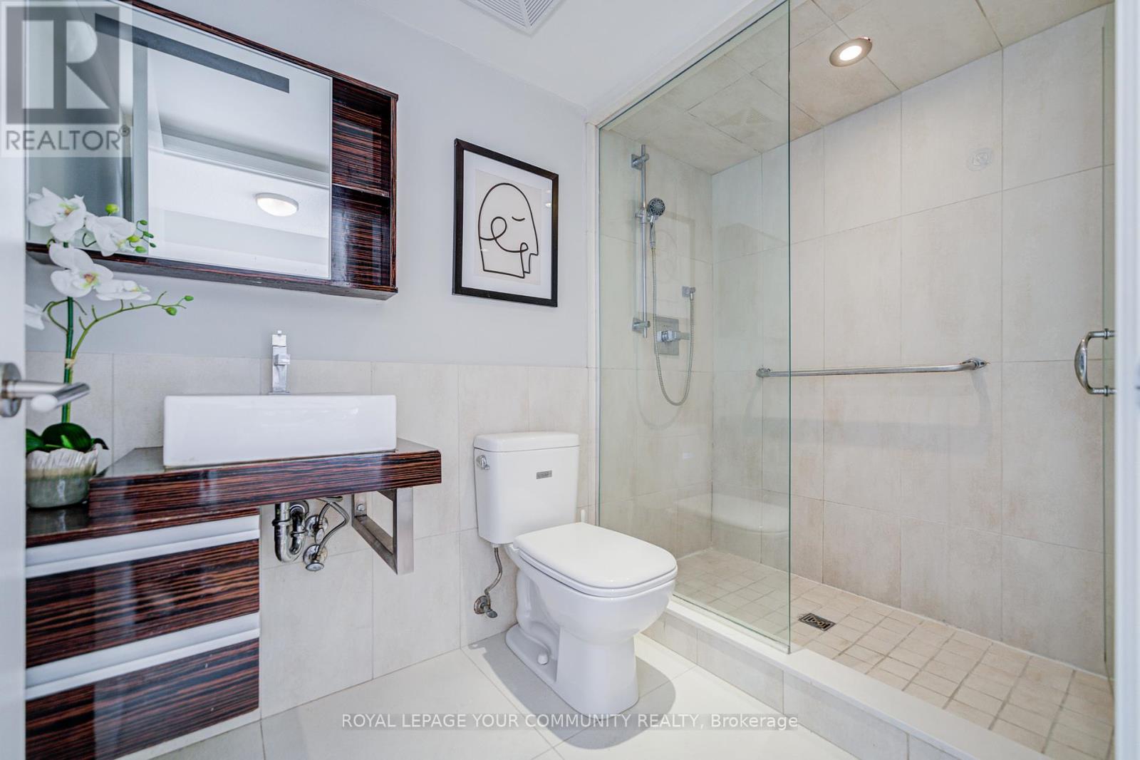 Photo 1 of 308 676 Sheppard Avenue E, Toronto ON