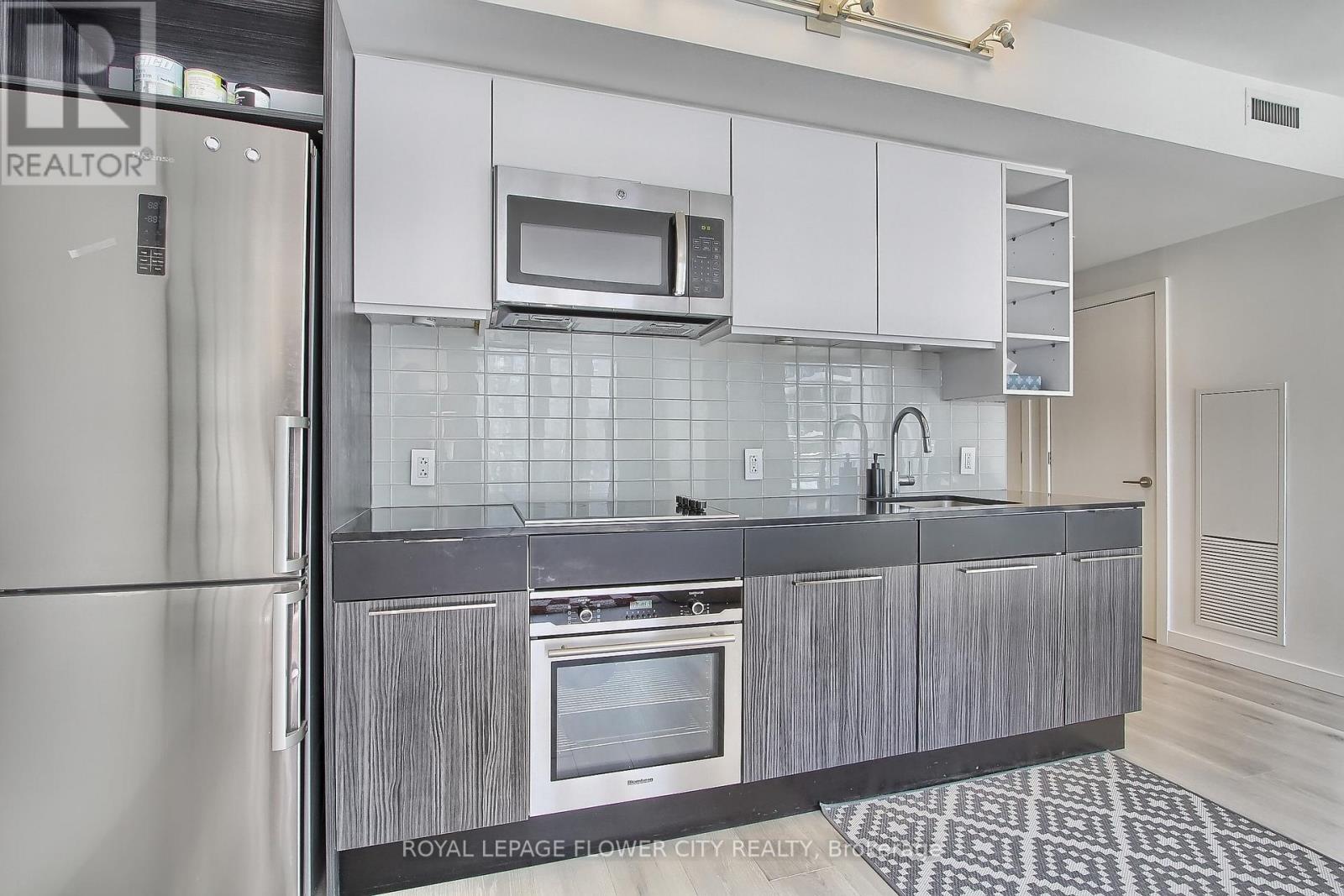 Photo 9 of 1903 68 Shuter Street S, Toronto ON