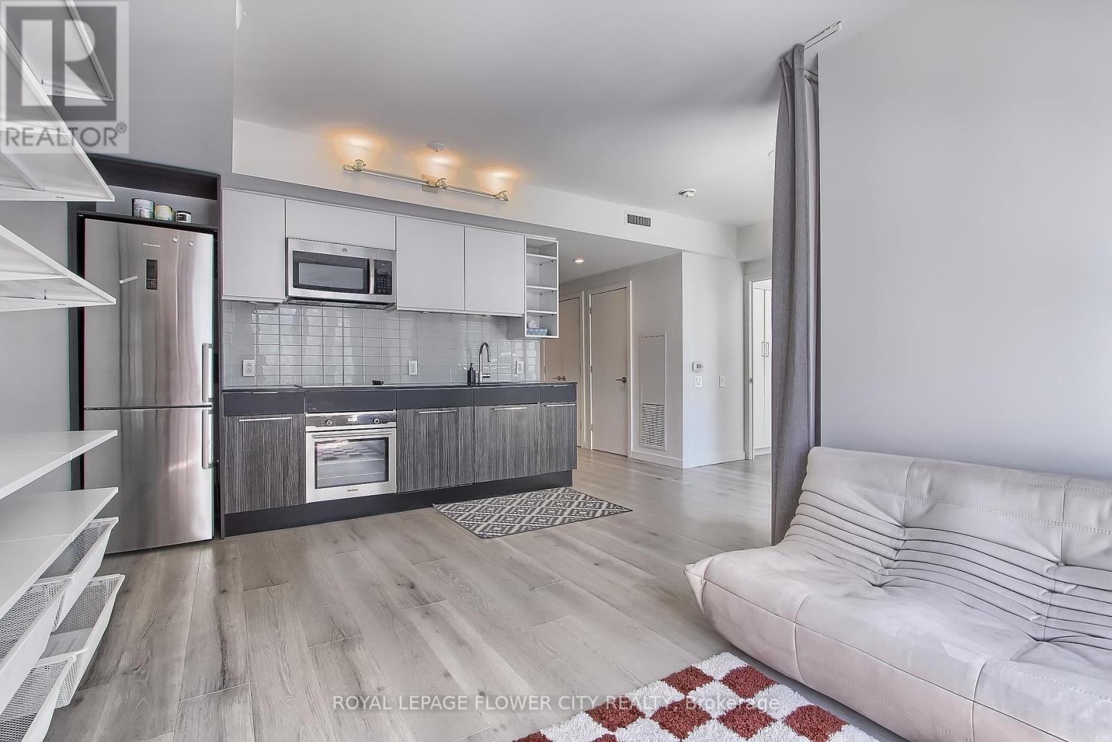 Photo 33 of 1903 68 Shuter Street S, Toronto ON