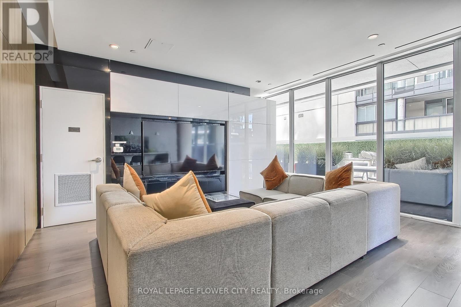 Photo 19 of 1903 68 Shuter Street S, Toronto ON