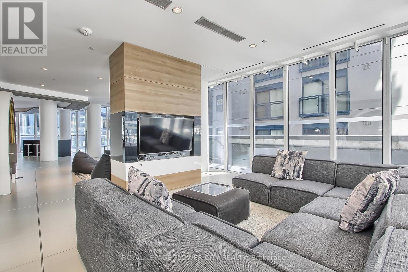 Photo 5 of 1903 68 Shuter Street S, Toronto ON