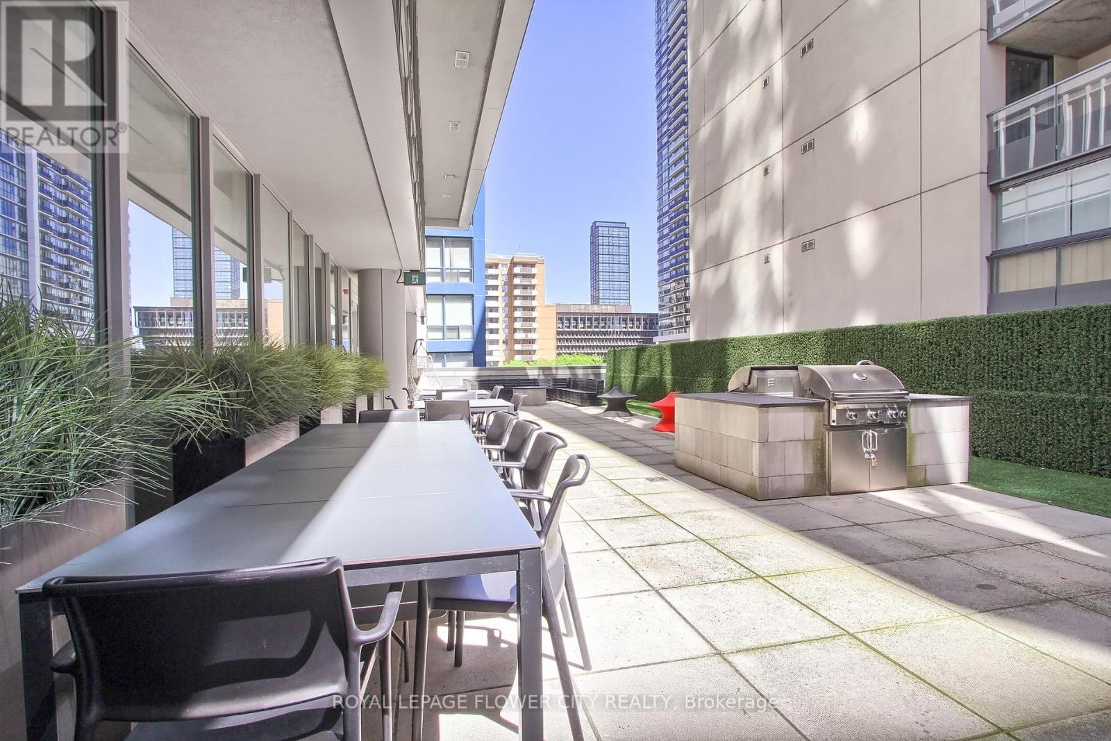Photo 31 of 1903 68 Shuter Street S, Toronto ON