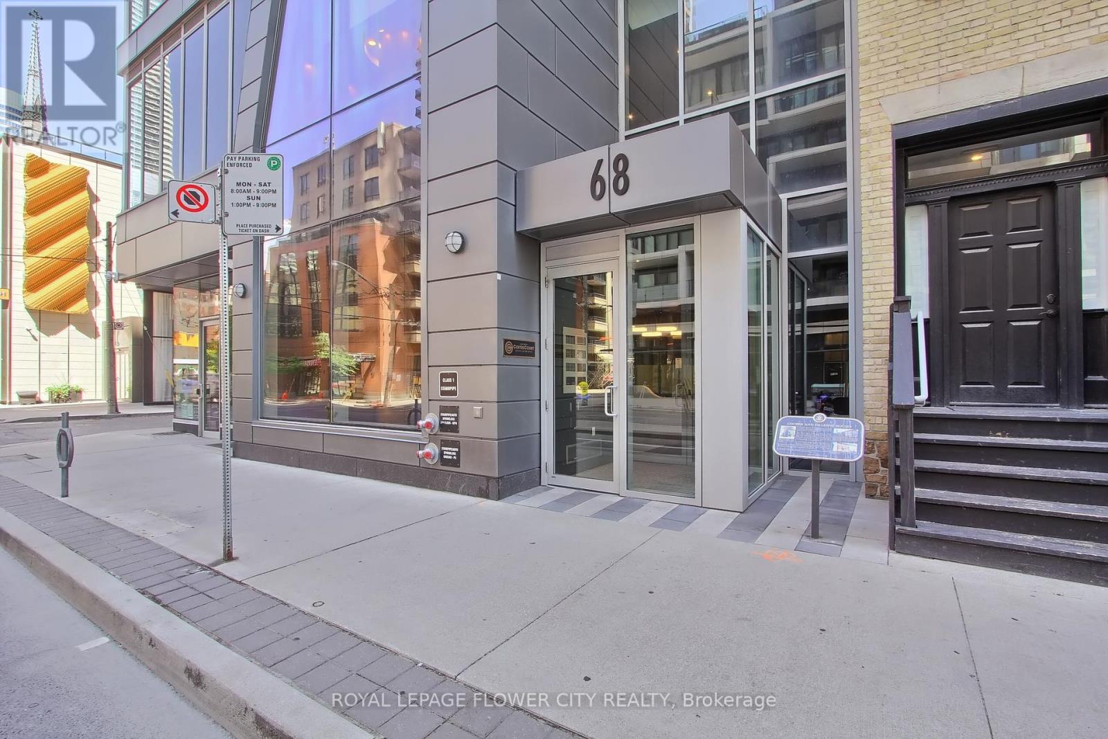 Photo 21 of 1903 68 Shuter Street S, Toronto ON