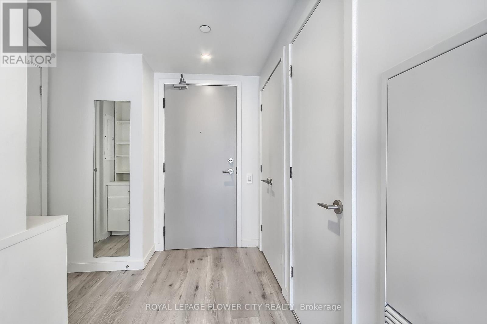Photo 28 of 1903 68 Shuter Street S, Toronto ON