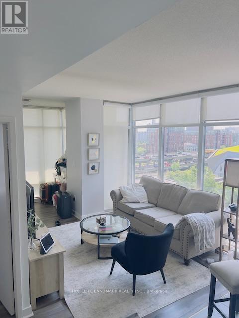 Photo 3 of 918 15 Brunel Crt Court S, Toronto ON