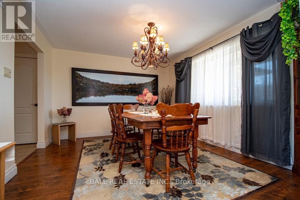 Photo 26 of 1744 Barton Drive, Selwyn ON