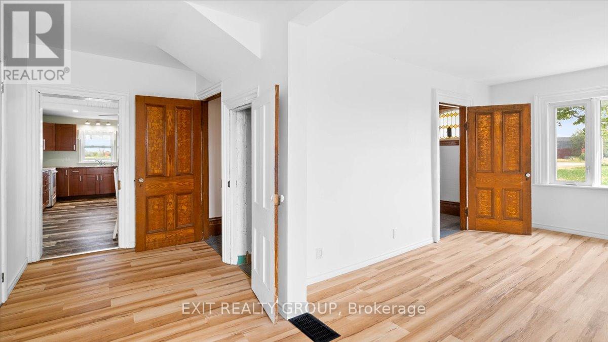 Photo 43 of 837 Casey Road, Belleville ON