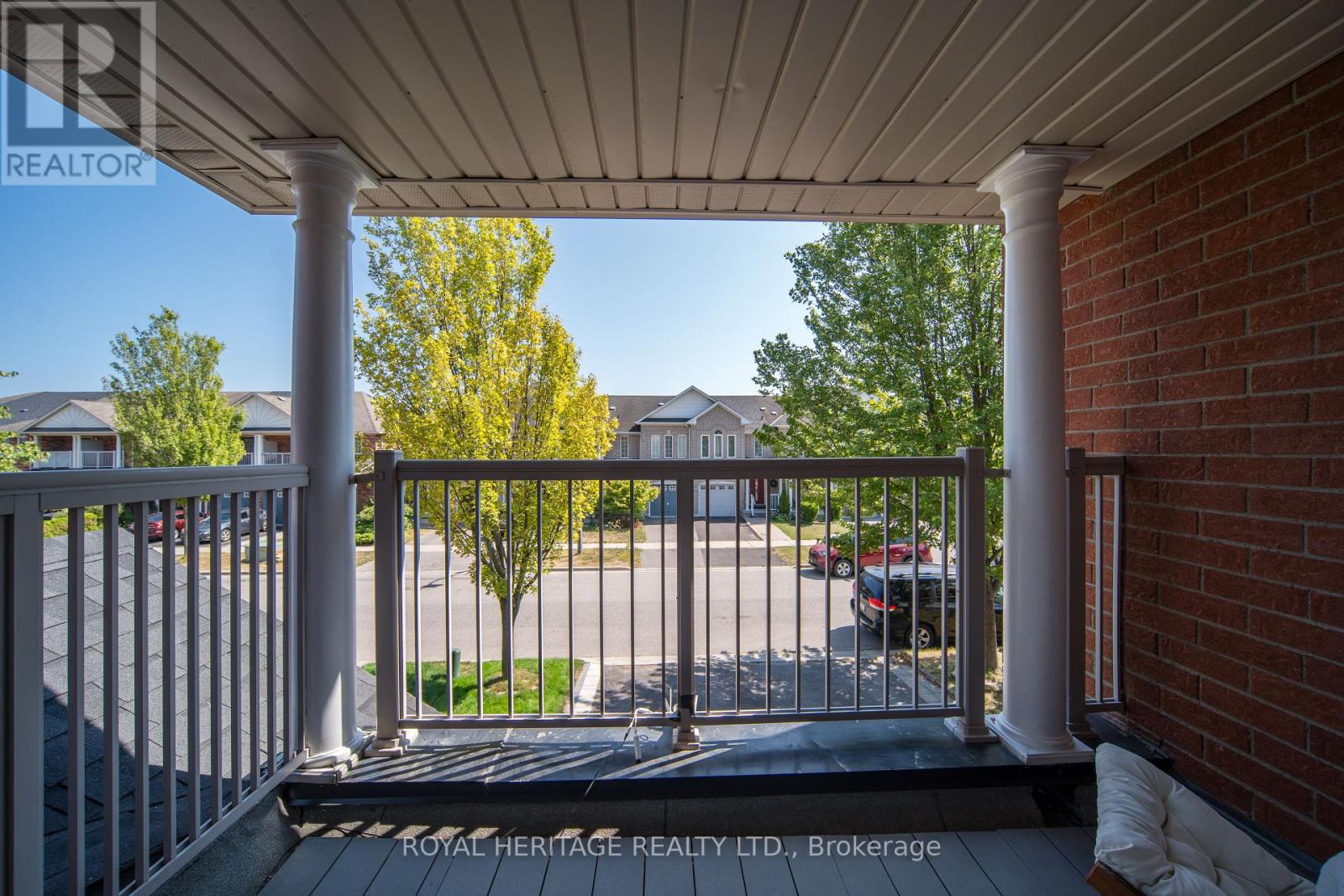 Photo 25 of 158 Angier Crescent, Ajax ON