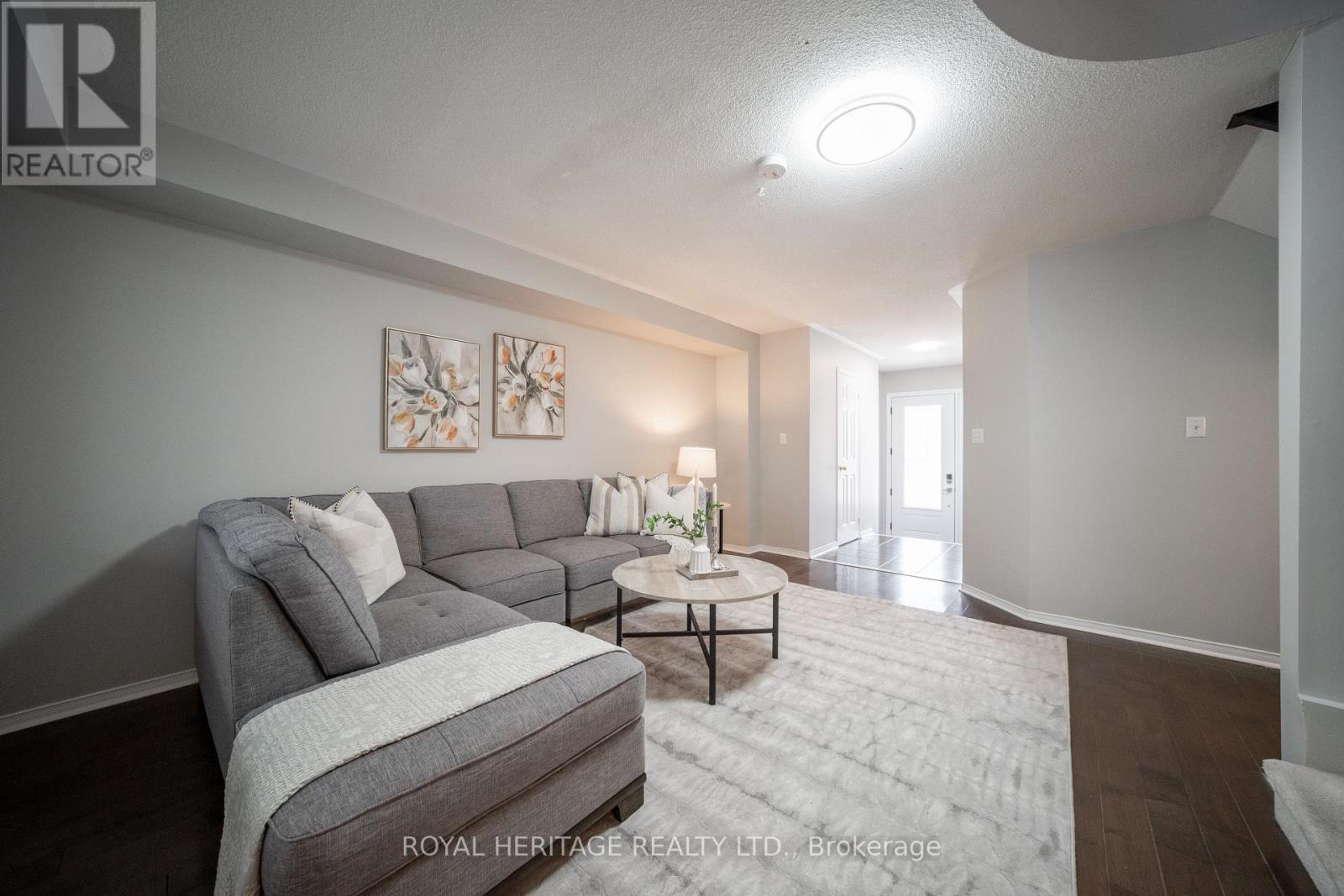 Photo 9 of 158 Angier Crescent, Ajax ON
