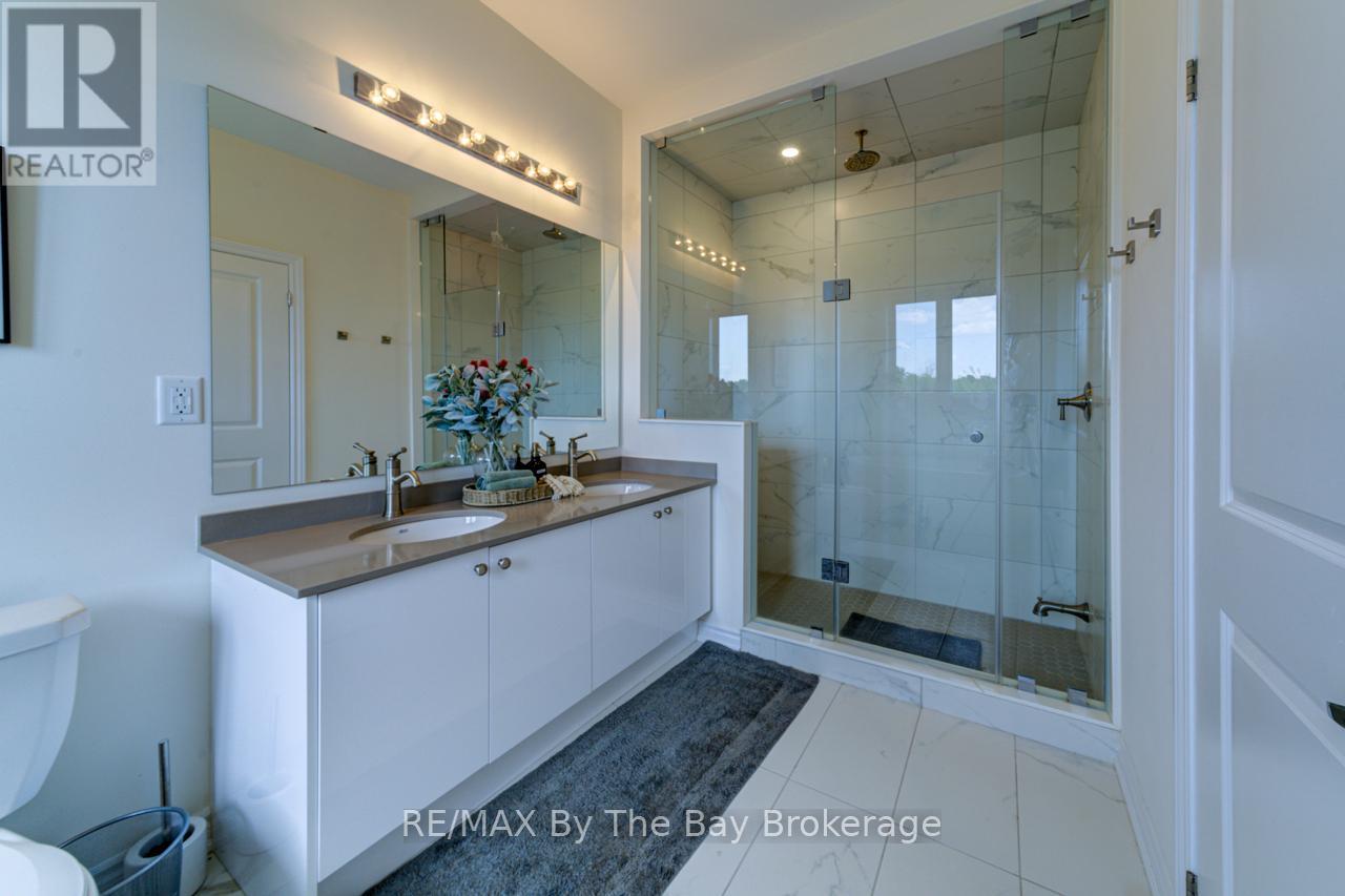 Photo 29 of 33 Nicort Road, Wasaga Beach ON
