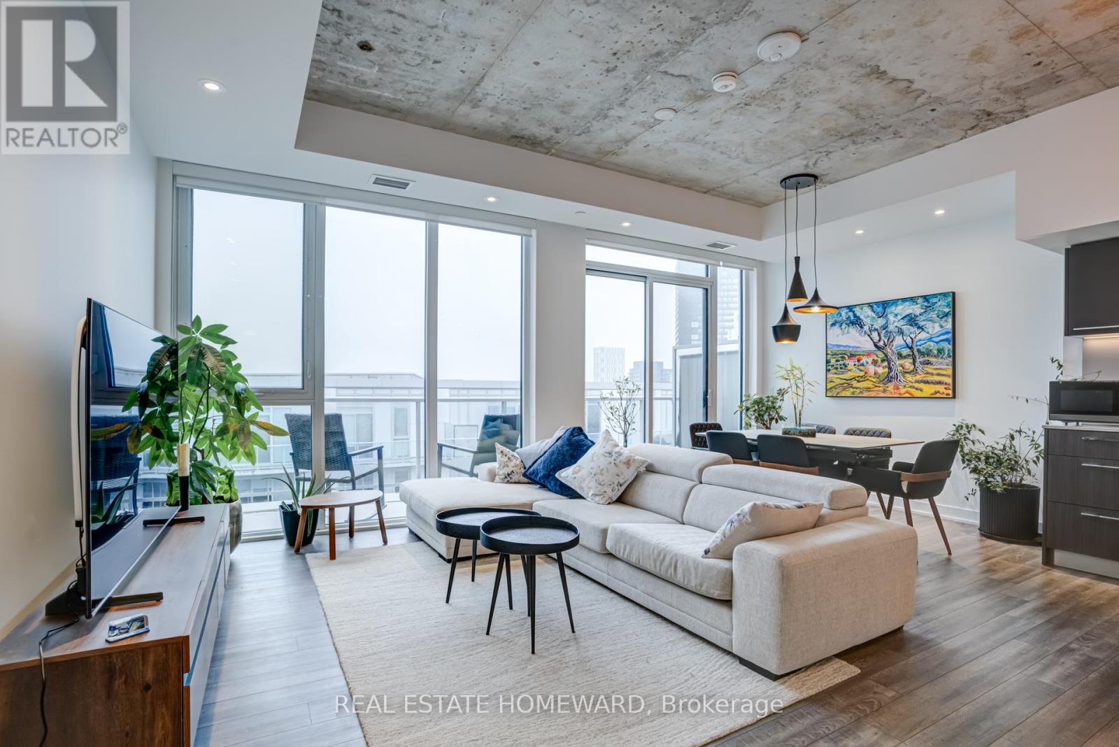 Photo 2 of 1111 30 Baseball Place, Toronto ON