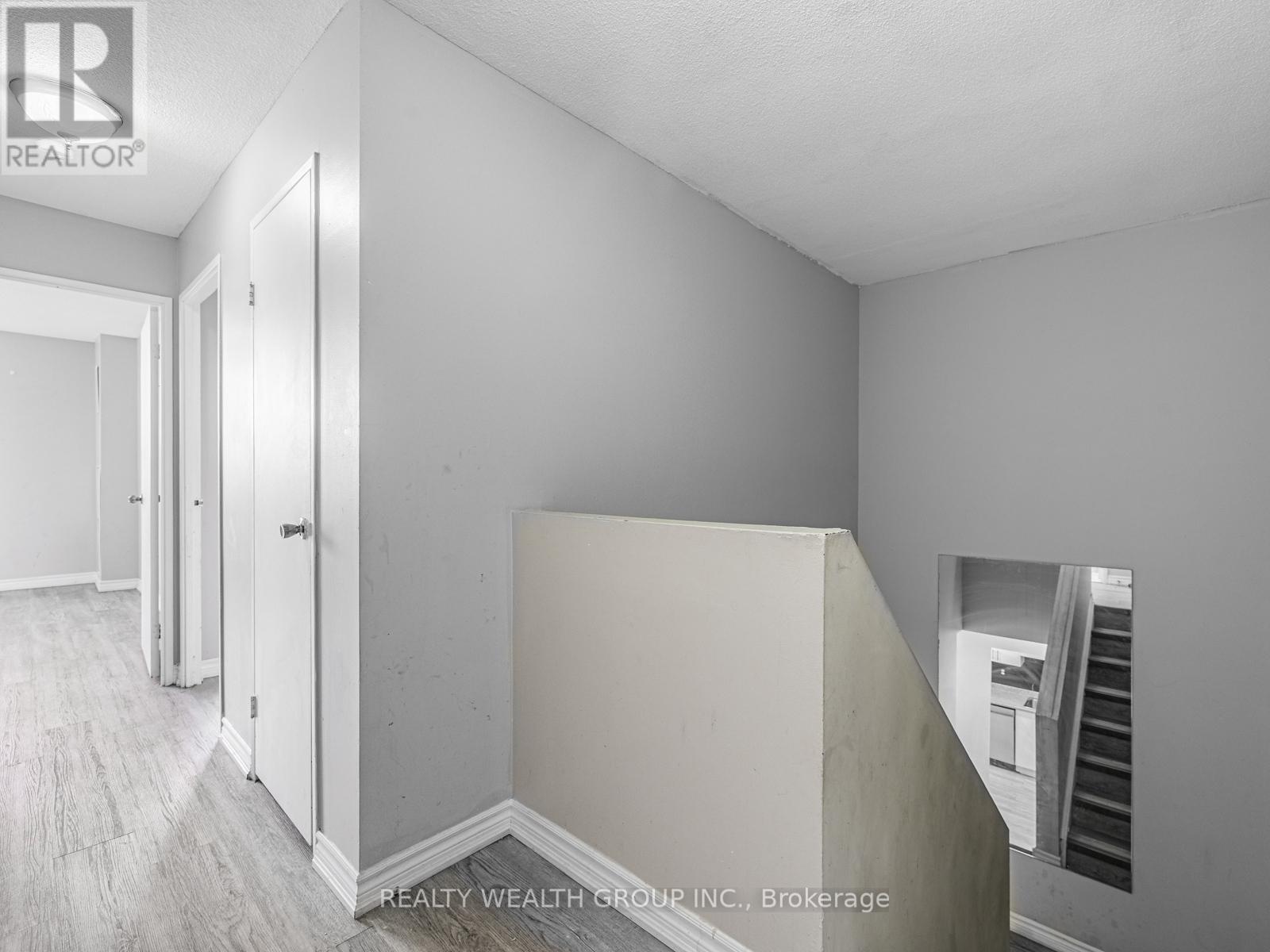Photo 18 of 306 4062 Lawrence Avenue, Toronto ON