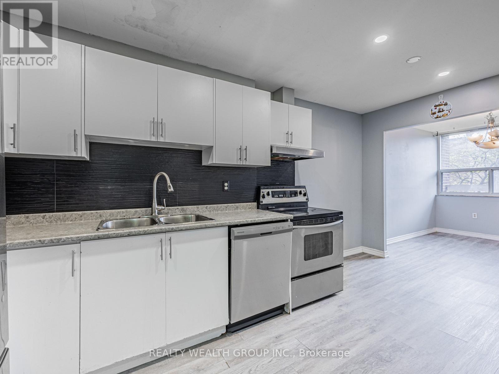 Photo 28 of 306 4062 Lawrence Avenue, Toronto ON