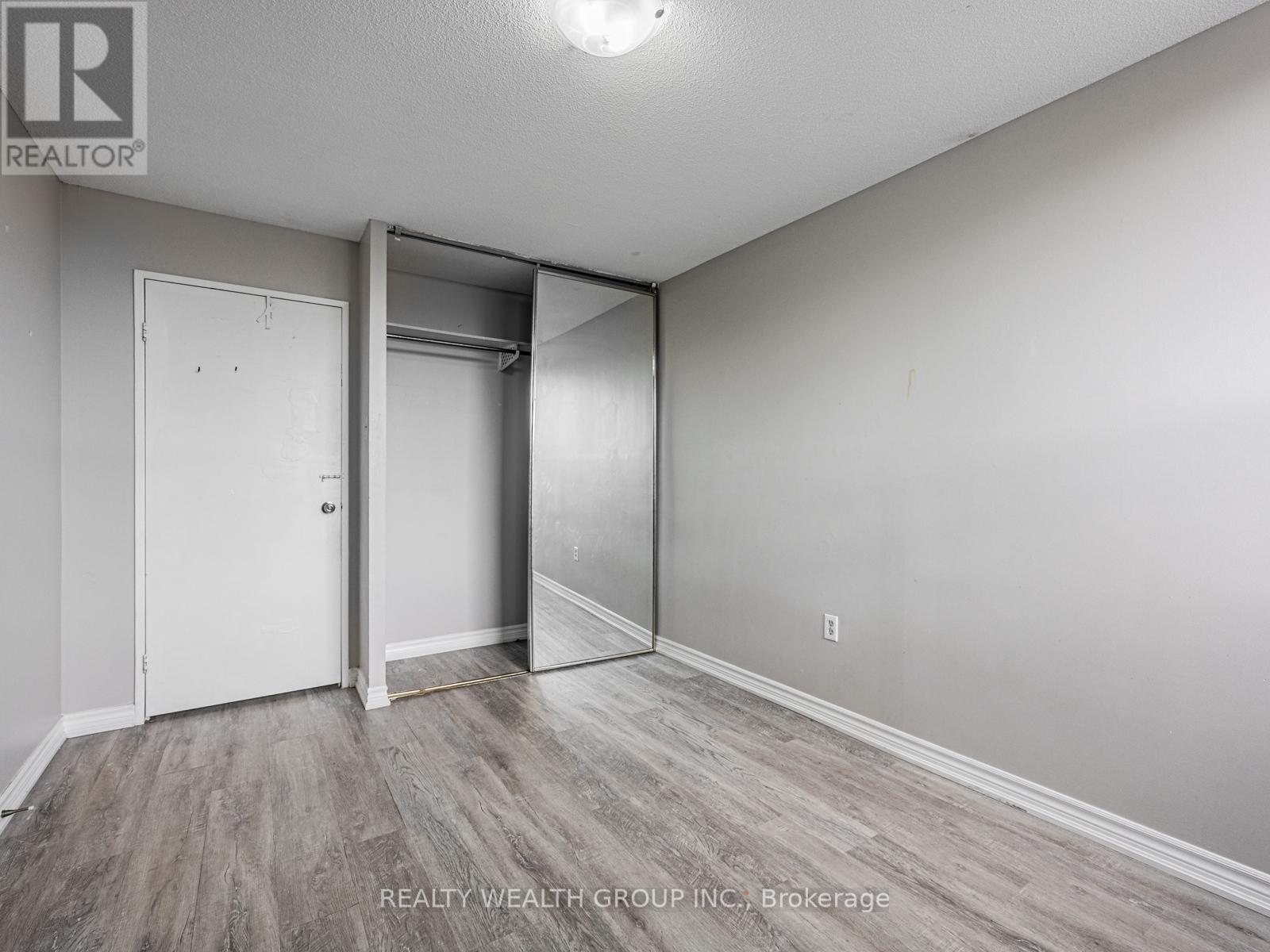 Photo 29 of 306 4062 Lawrence Avenue, Toronto ON