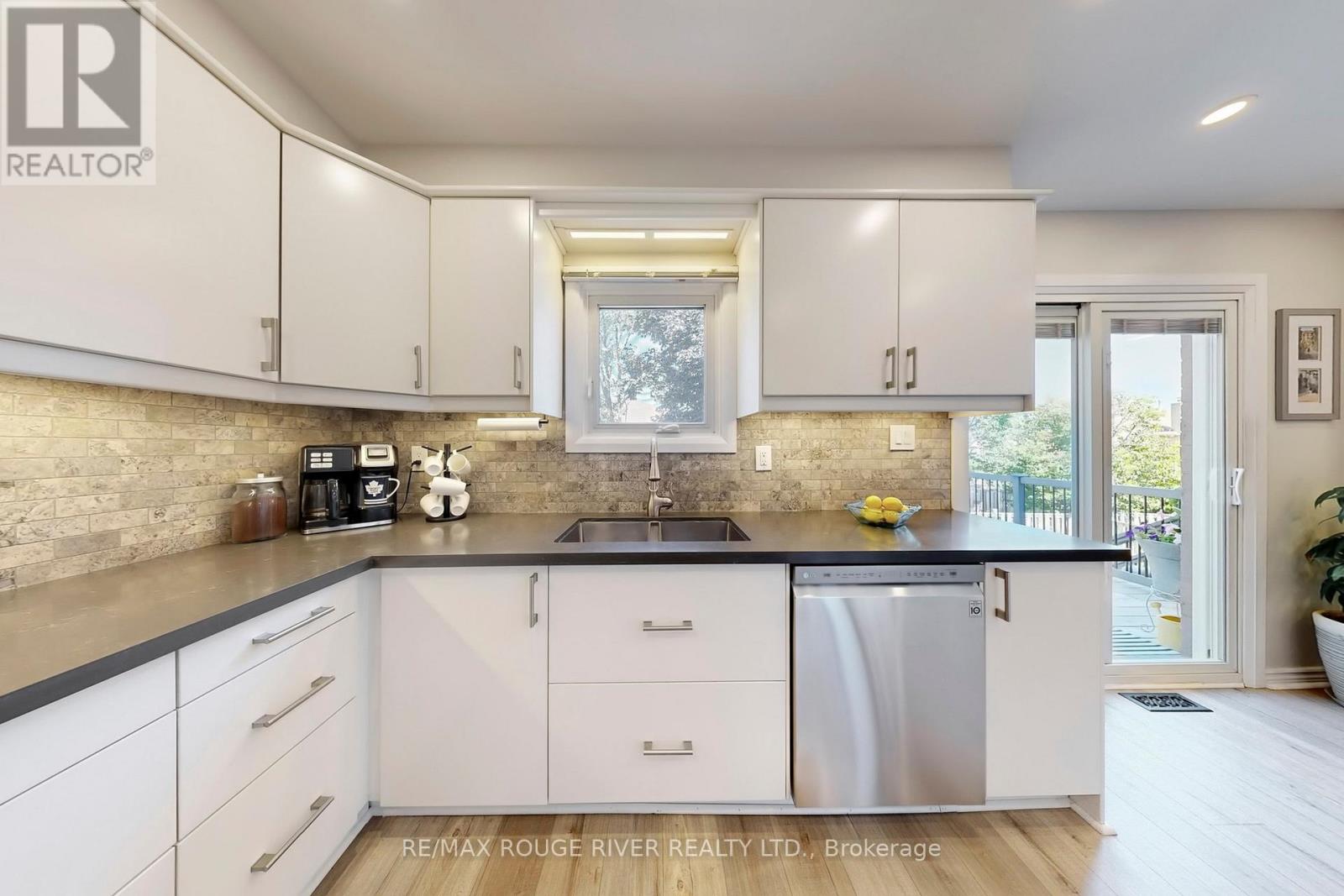 Photo 14 of 13 Dagwell Crescent, Ajax ON