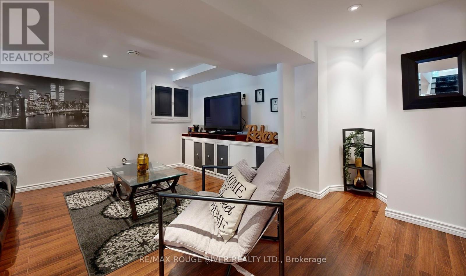 Photo 31 of 13 Dagwell Crescent, Ajax ON