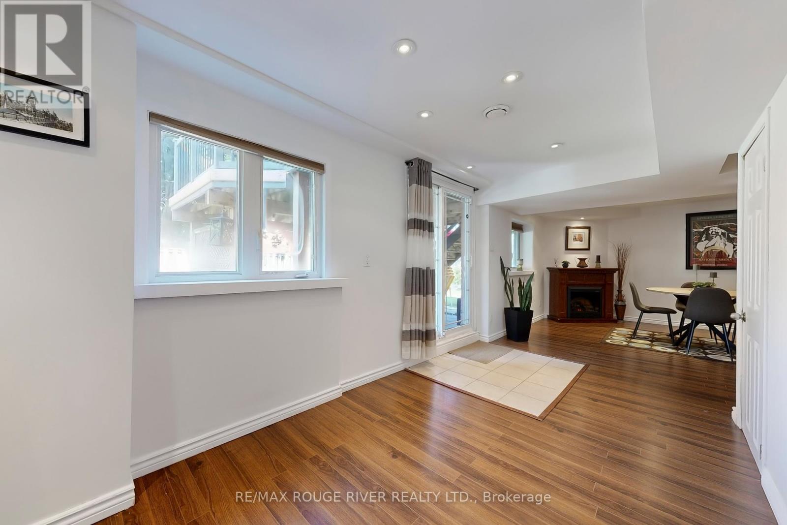 Photo 39 of 13 Dagwell Crescent, Ajax ON