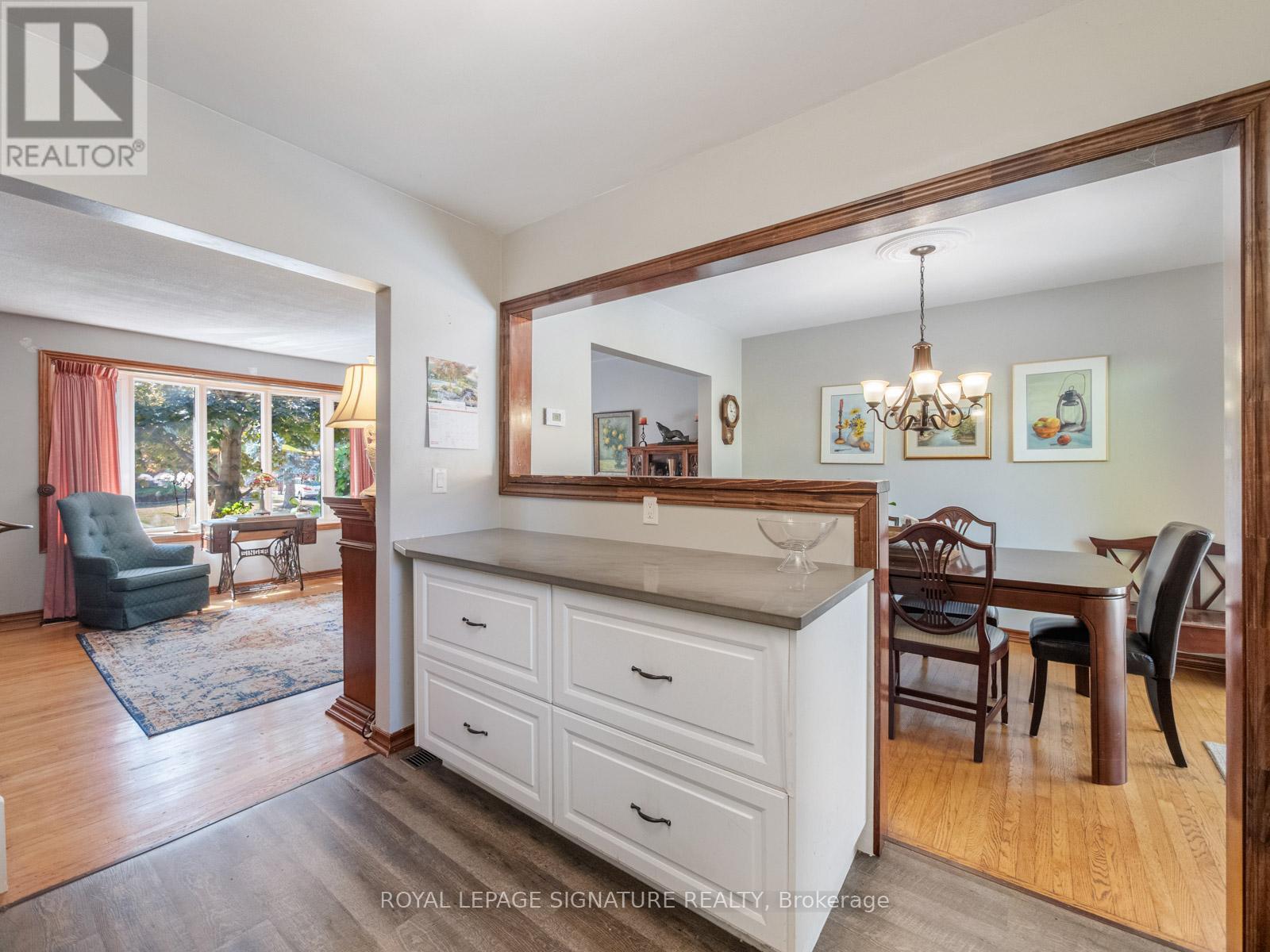 Photo 11 of 446 Bernhard Crescent, Oshawa ON