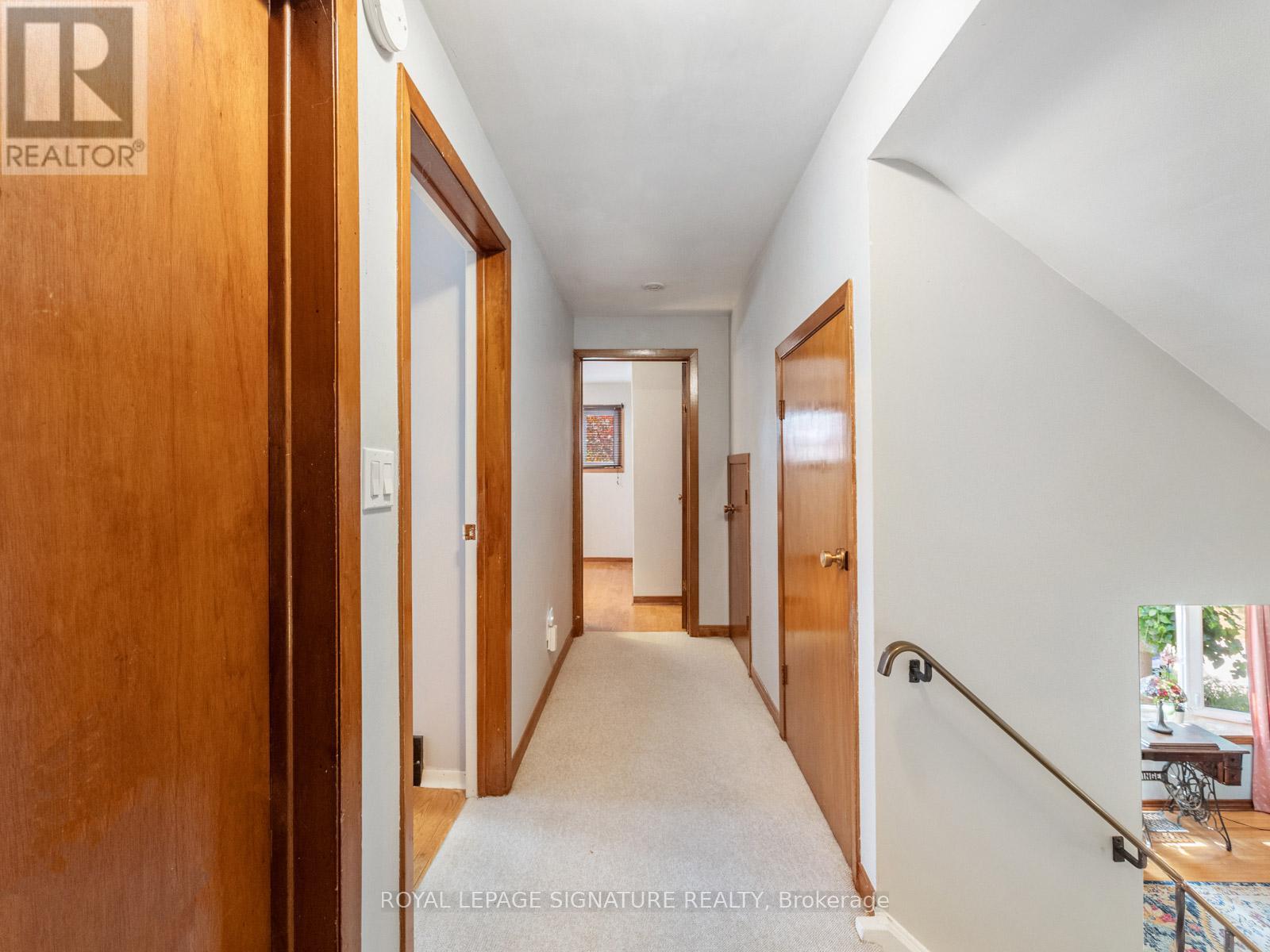 Photo 14 of 446 Bernhard Crescent, Oshawa ON
