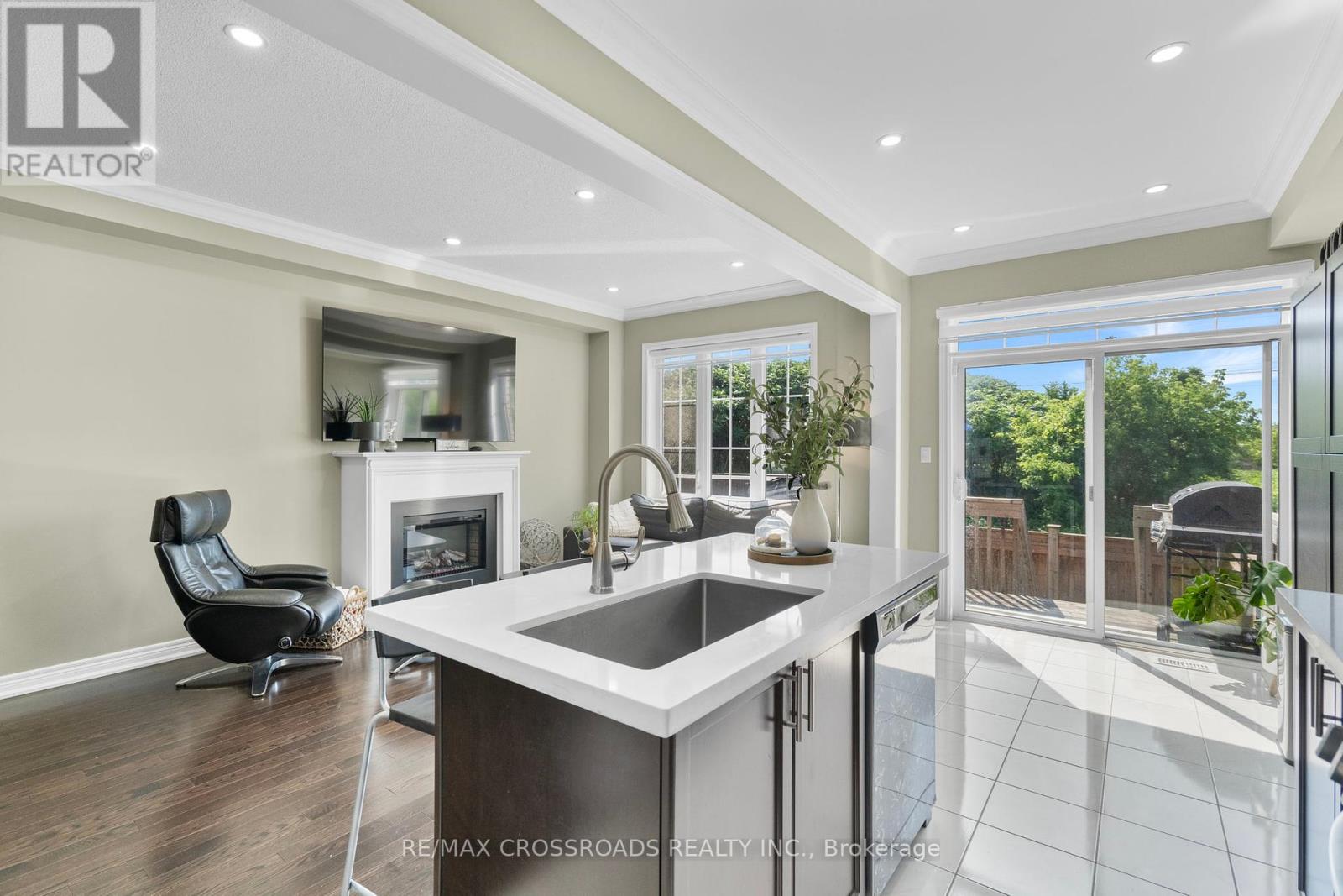 Photo 17 of 29 1965 Altona Road, Pickering ON