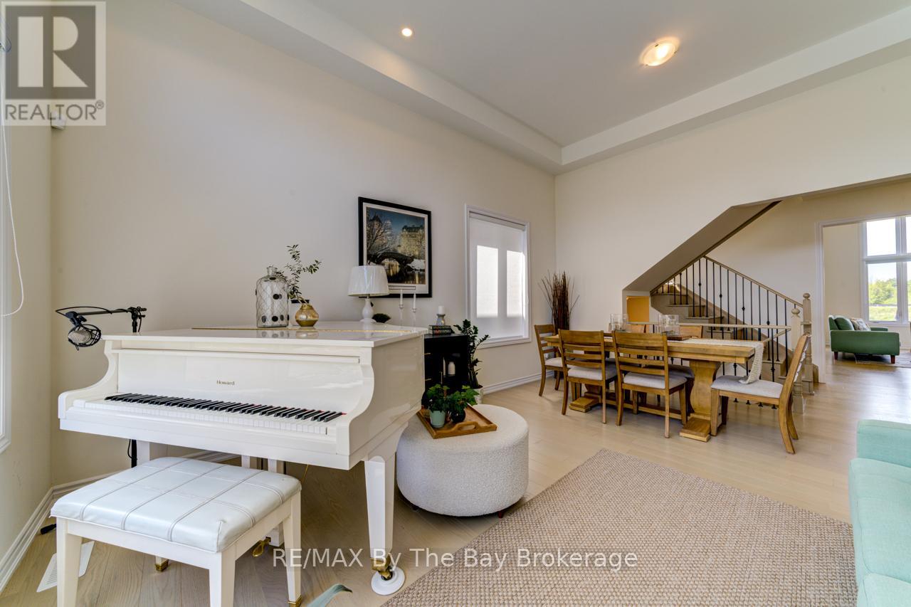 Photo 7 of 33 Nicort Road, Wasaga Beach ON
